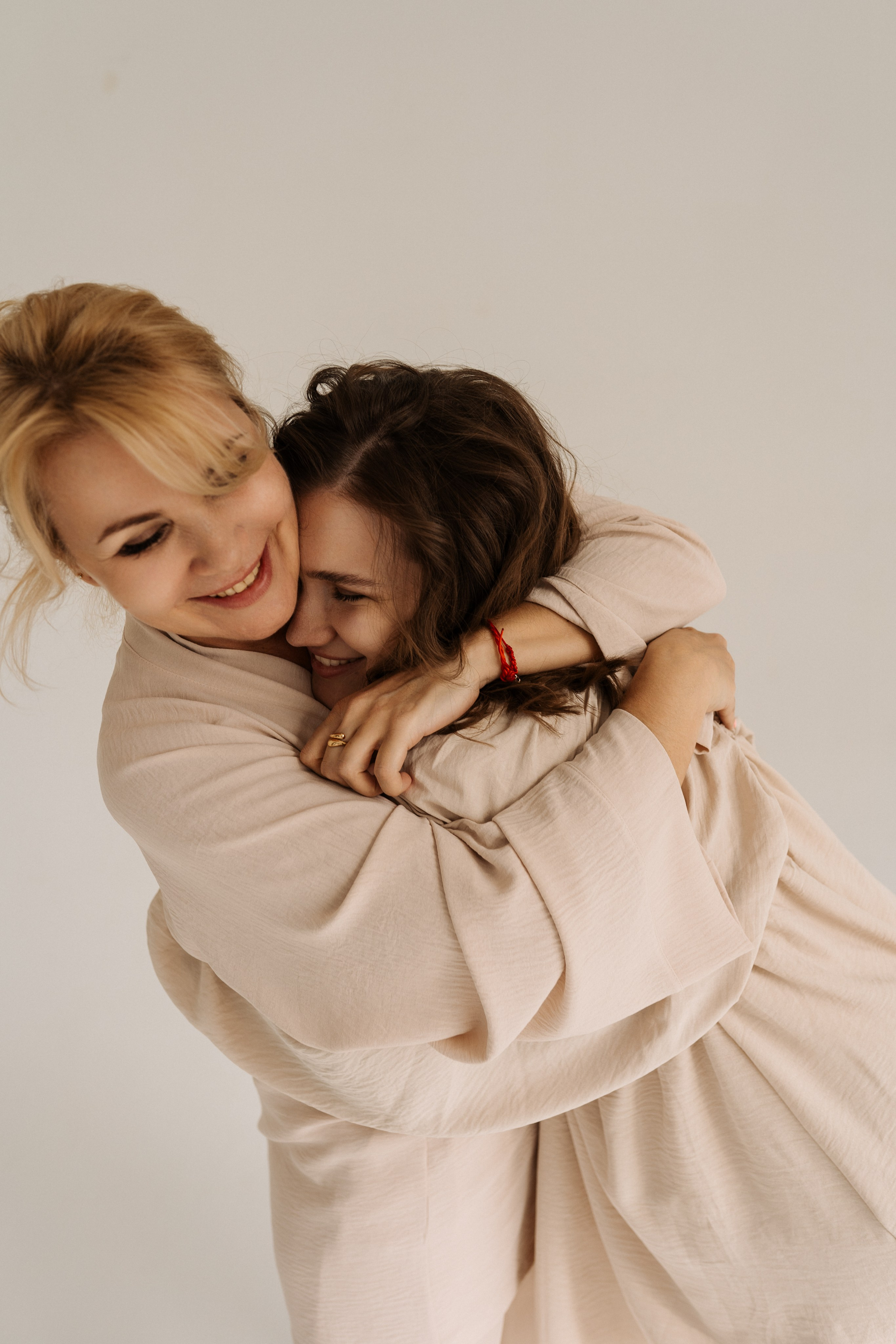 Семейная фотосессия в студии в Москве, семейный фотограф Анна Полушина. Свадебный фотограф в Москве Анна Полушина