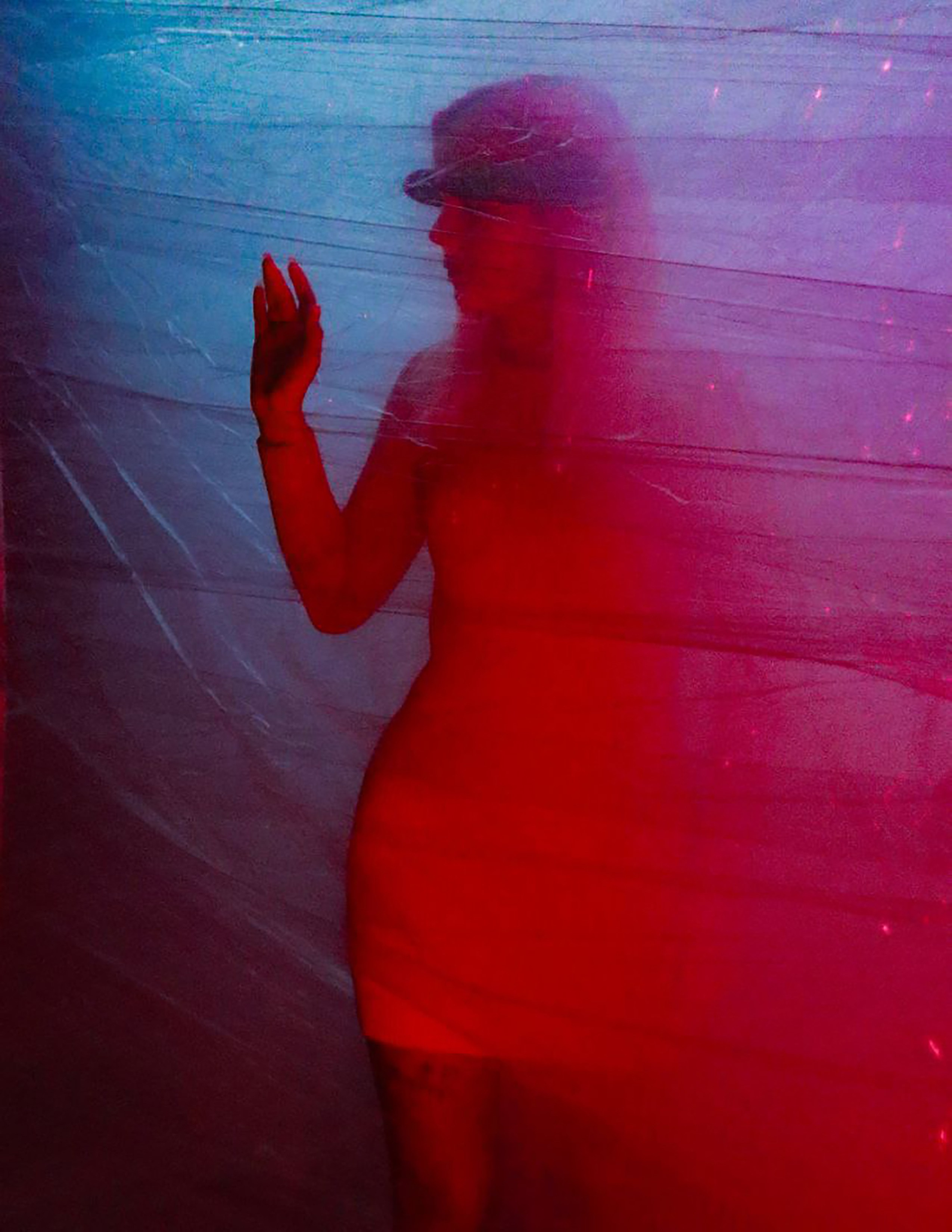 Демон смотрит на тебя