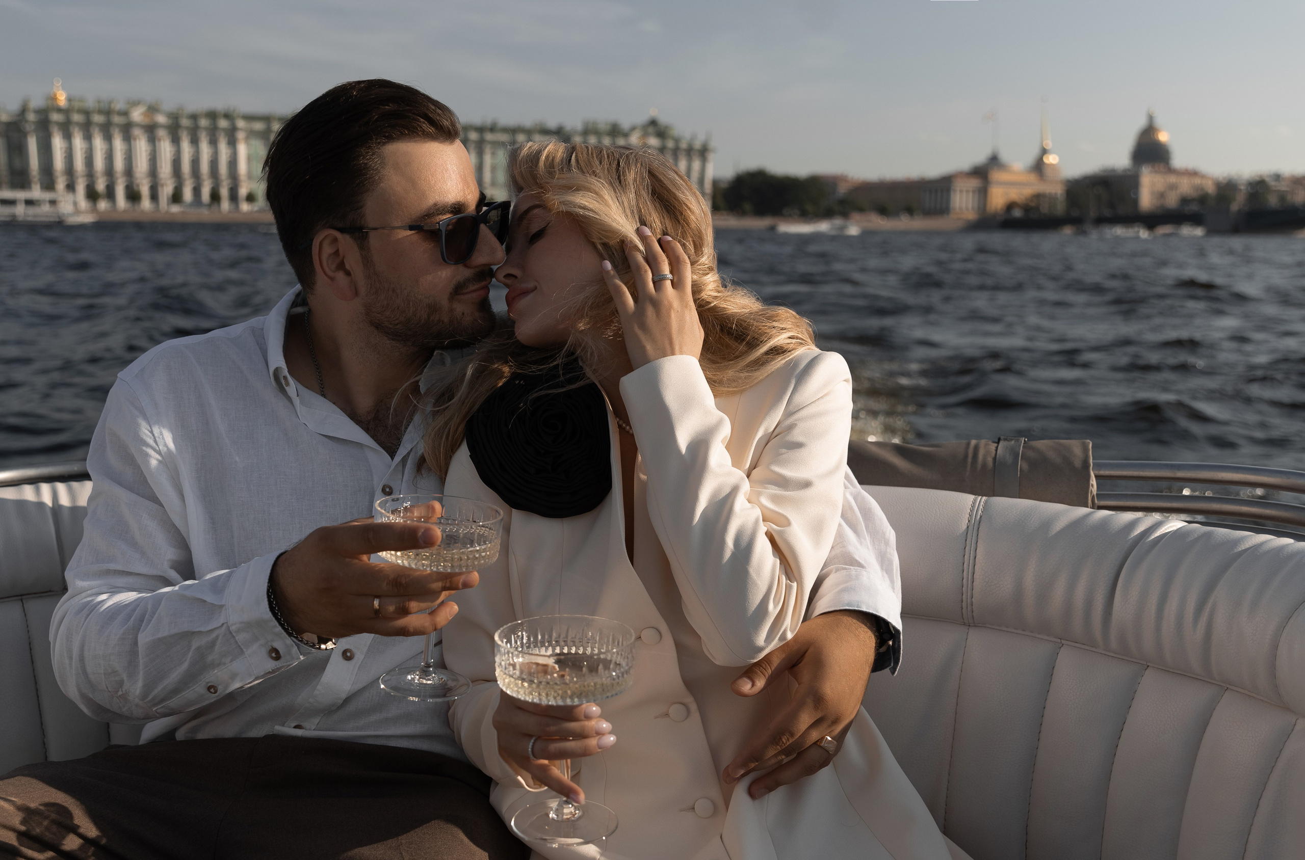 В Питере любить