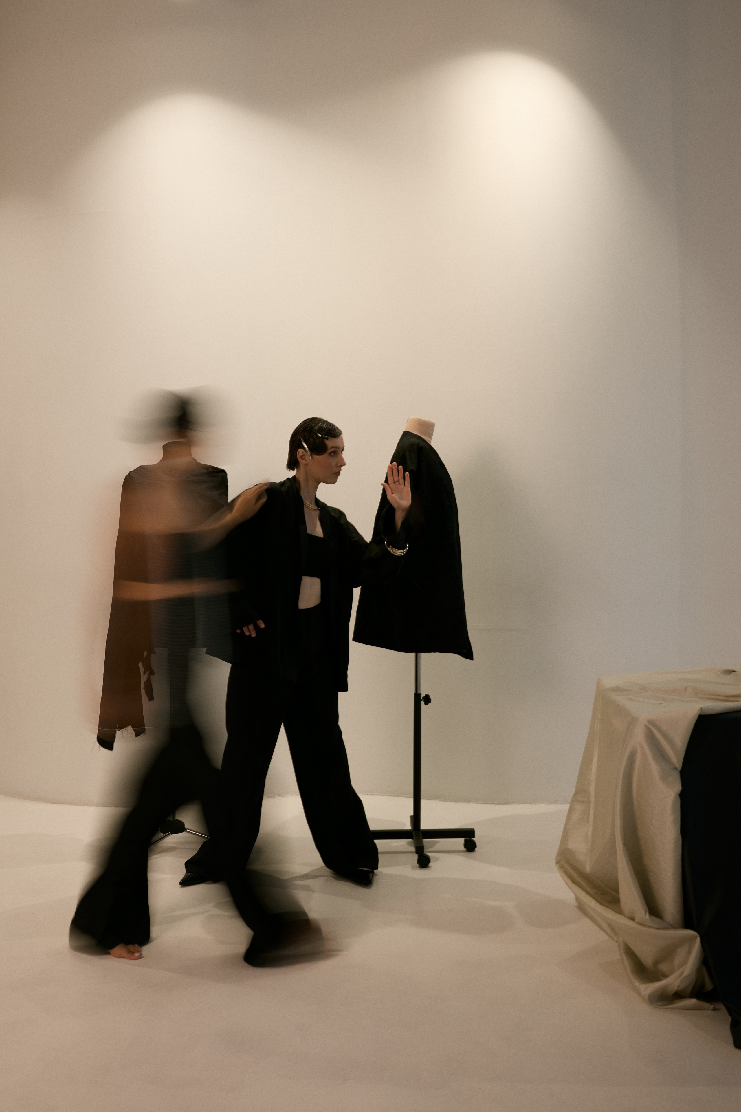 Content | Дизайнер одежды