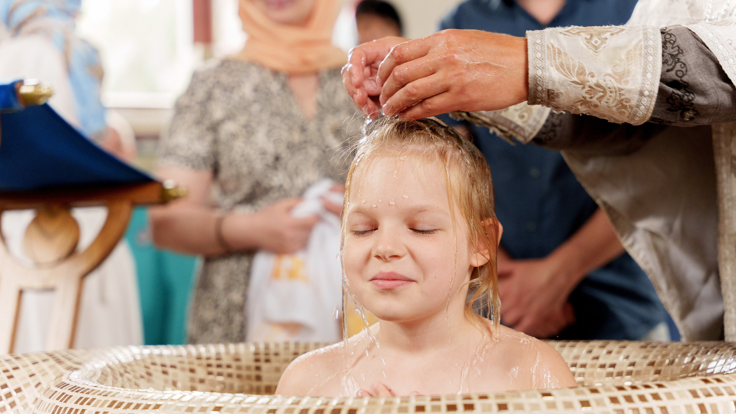 Таинство Крещения. Фотограф Юлия Попова