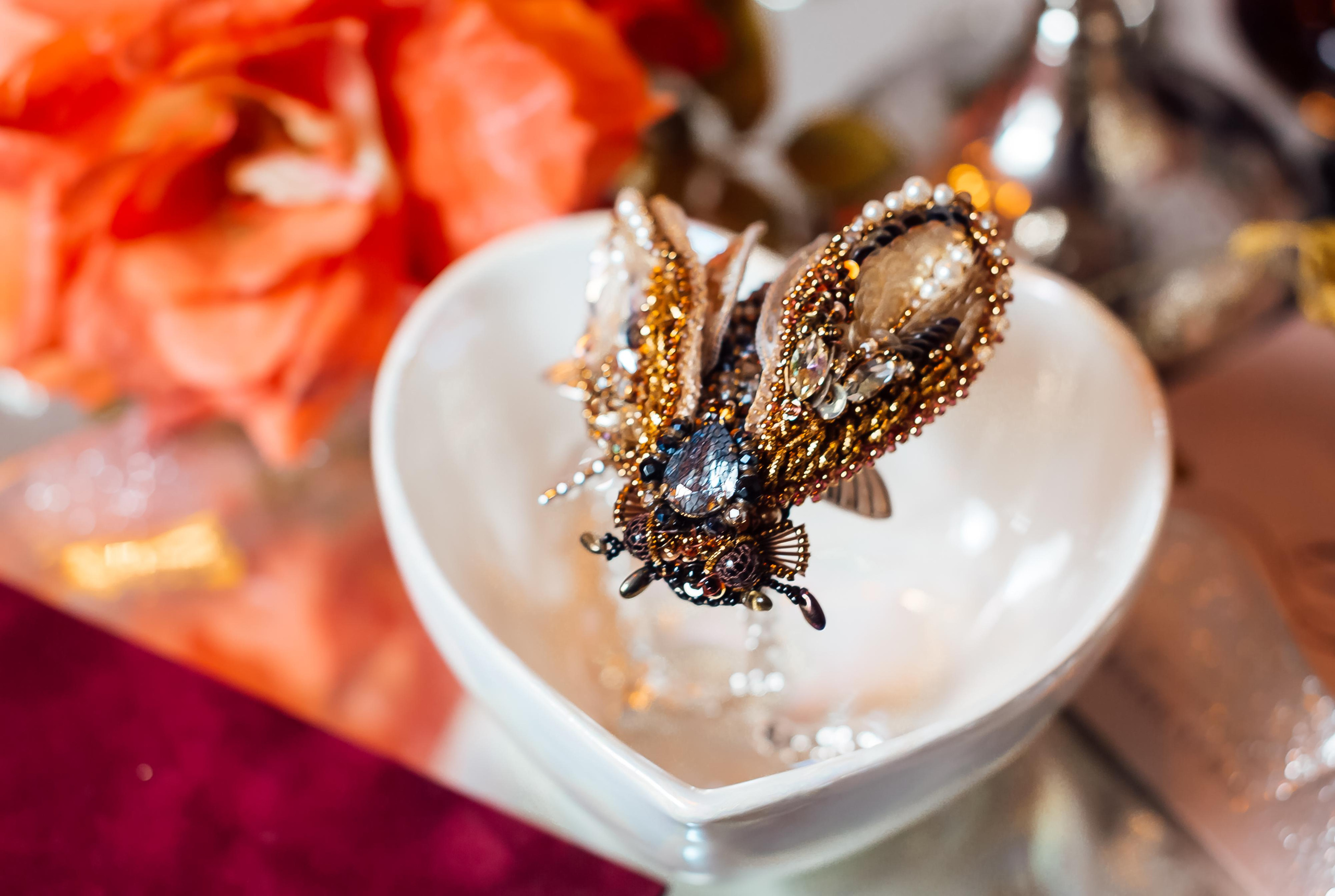 Броши ручной работы. Свадебный и семейный фотограф/видеограф в Краснодаре Наталья Осинская