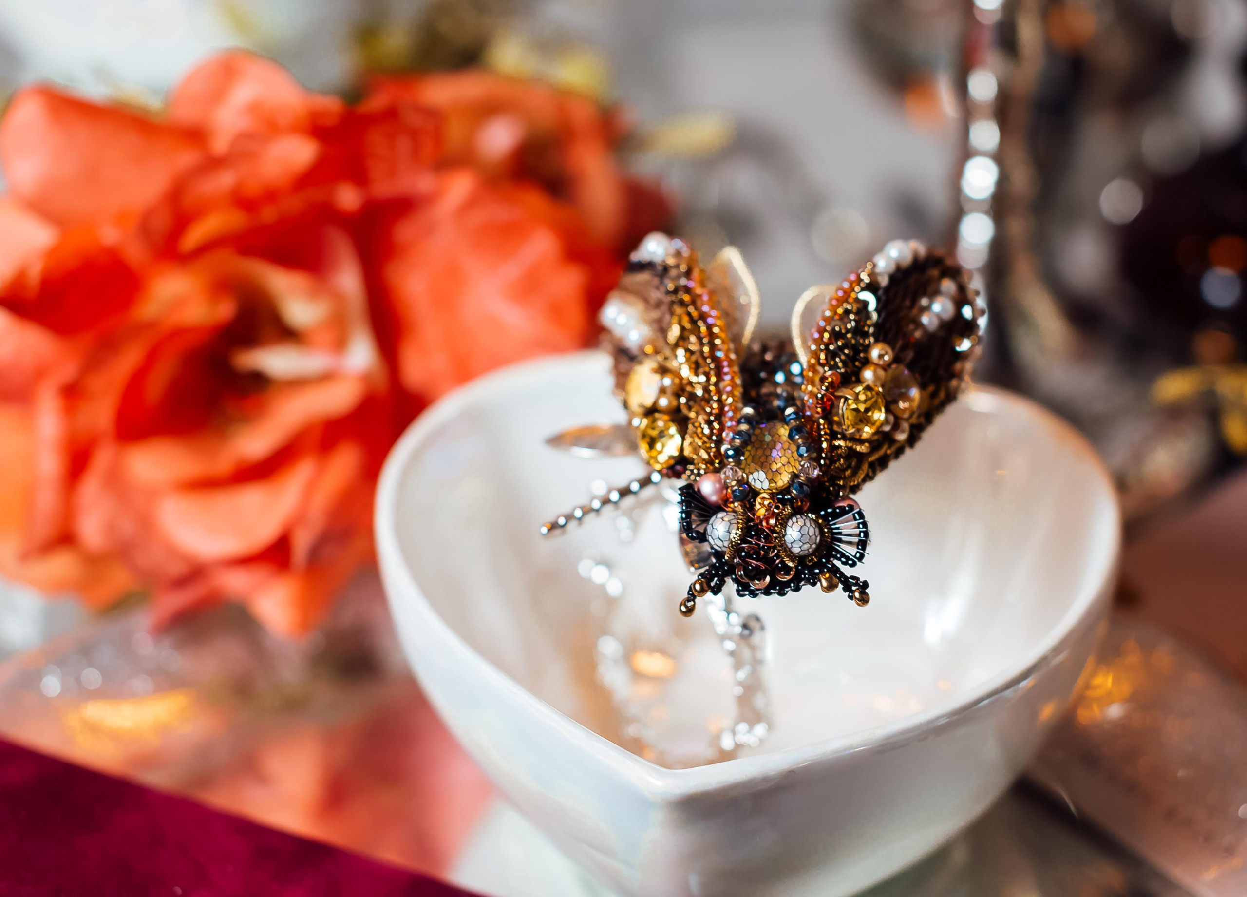 Броши ручной работы. Свадебный и семейный фотограф/видеограф в Краснодаре Наталья Осинская