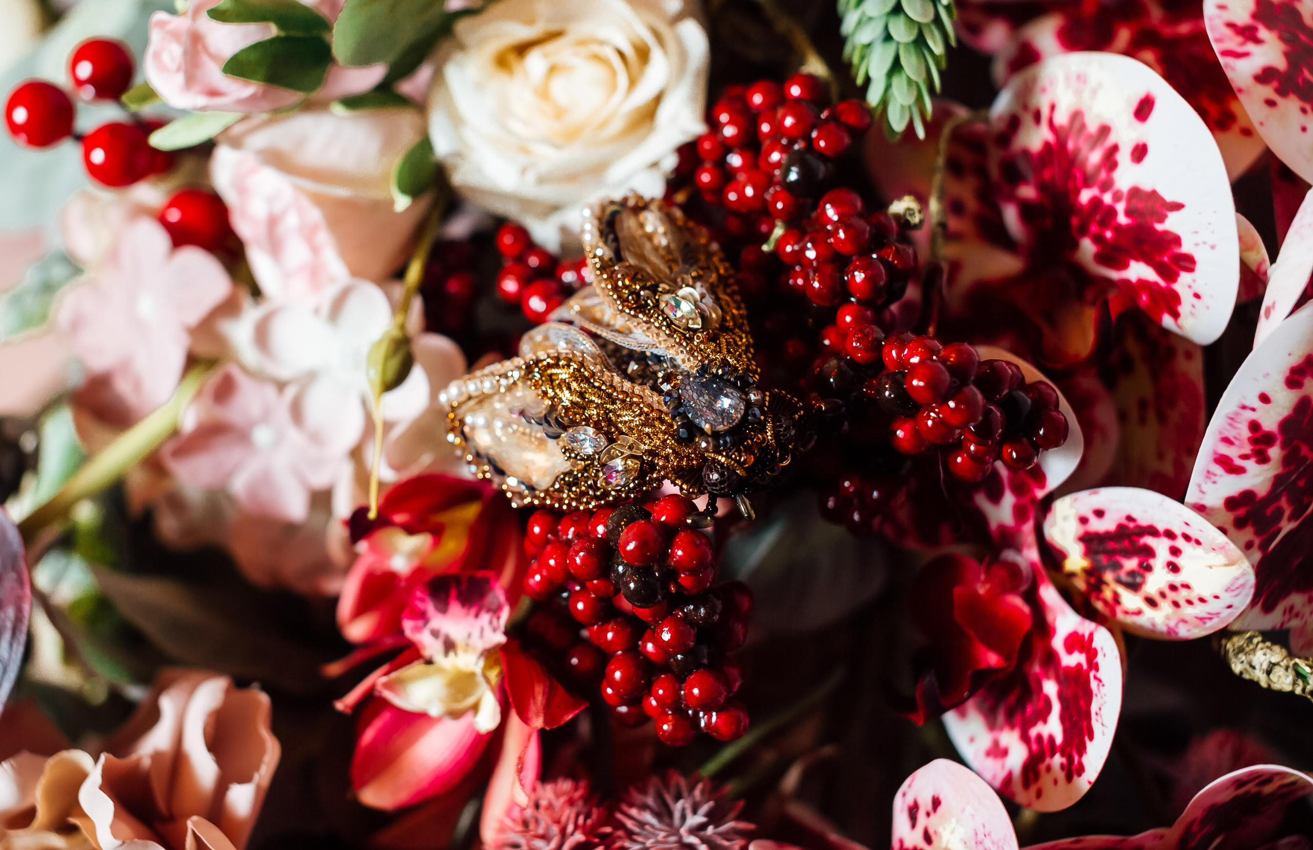 Броши ручной работы. Свадебный и семейный фотограф/видеограф в Краснодаре Наталья Осинская