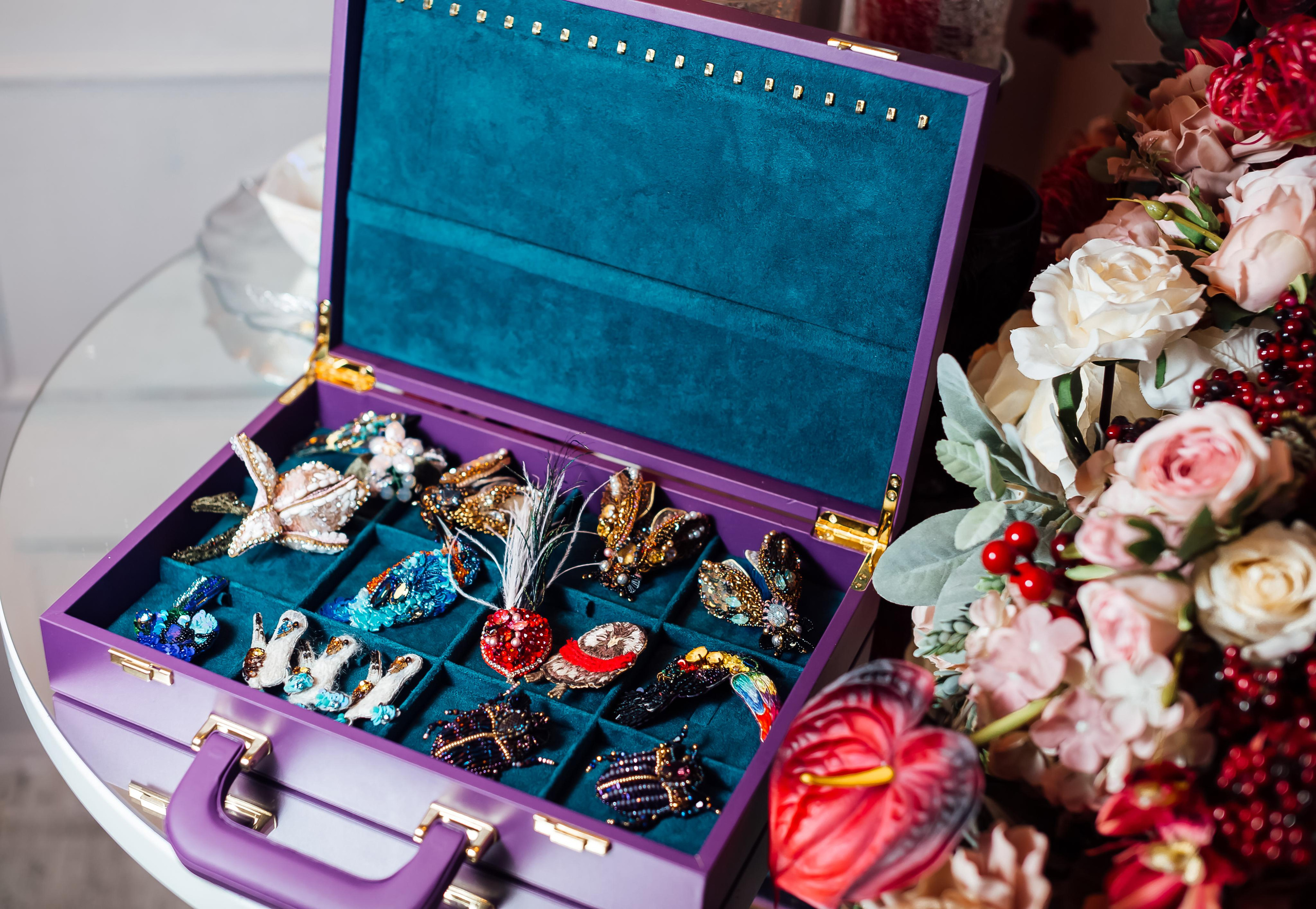 Броши ручной работы. Свадебный и семейный фотограф/видеограф в Краснодаре Наталья Осинская