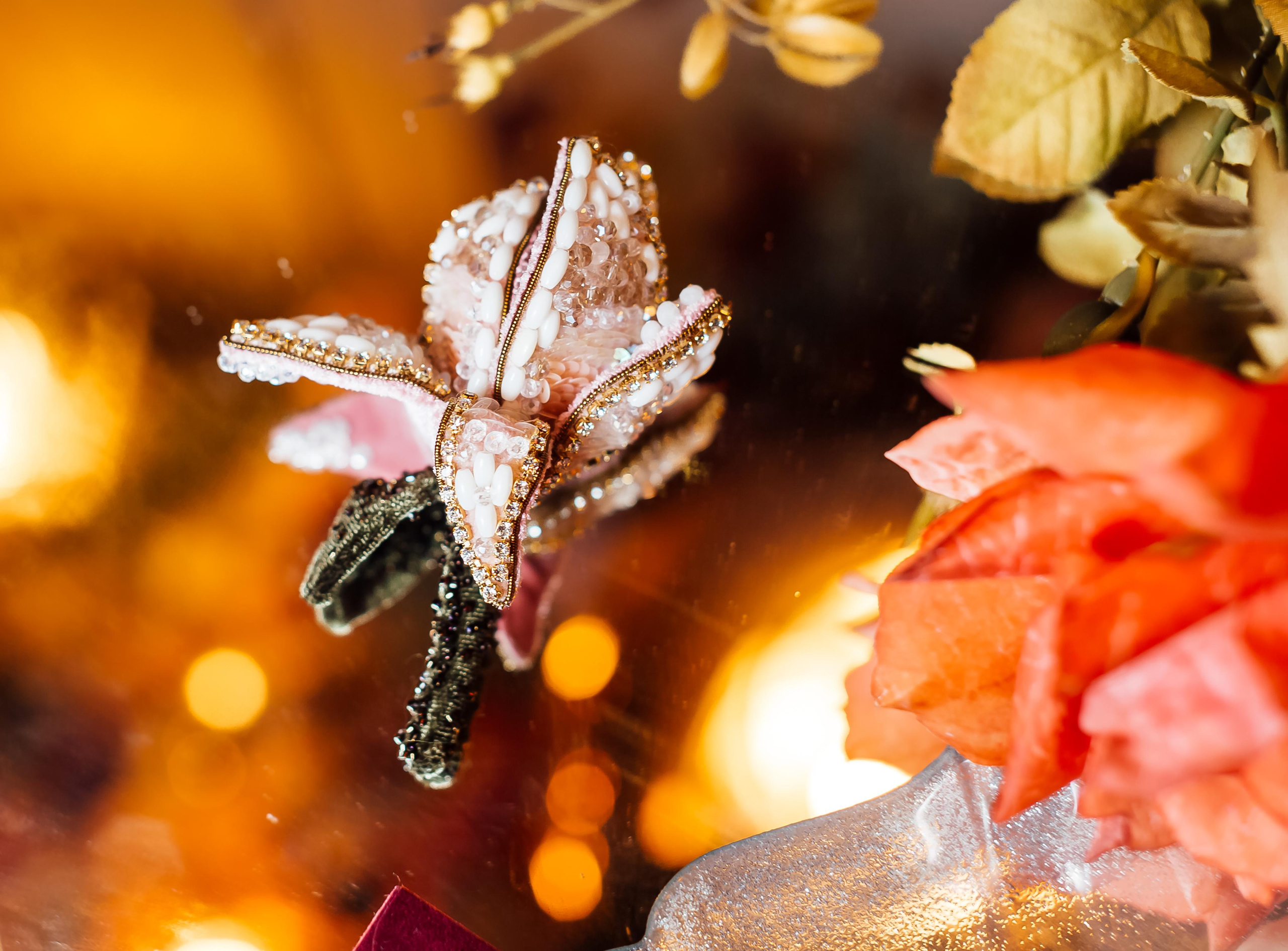 Броши ручной работы. Свадебный и семейный фотограф/видеограф в Краснодаре Наталья Осинская