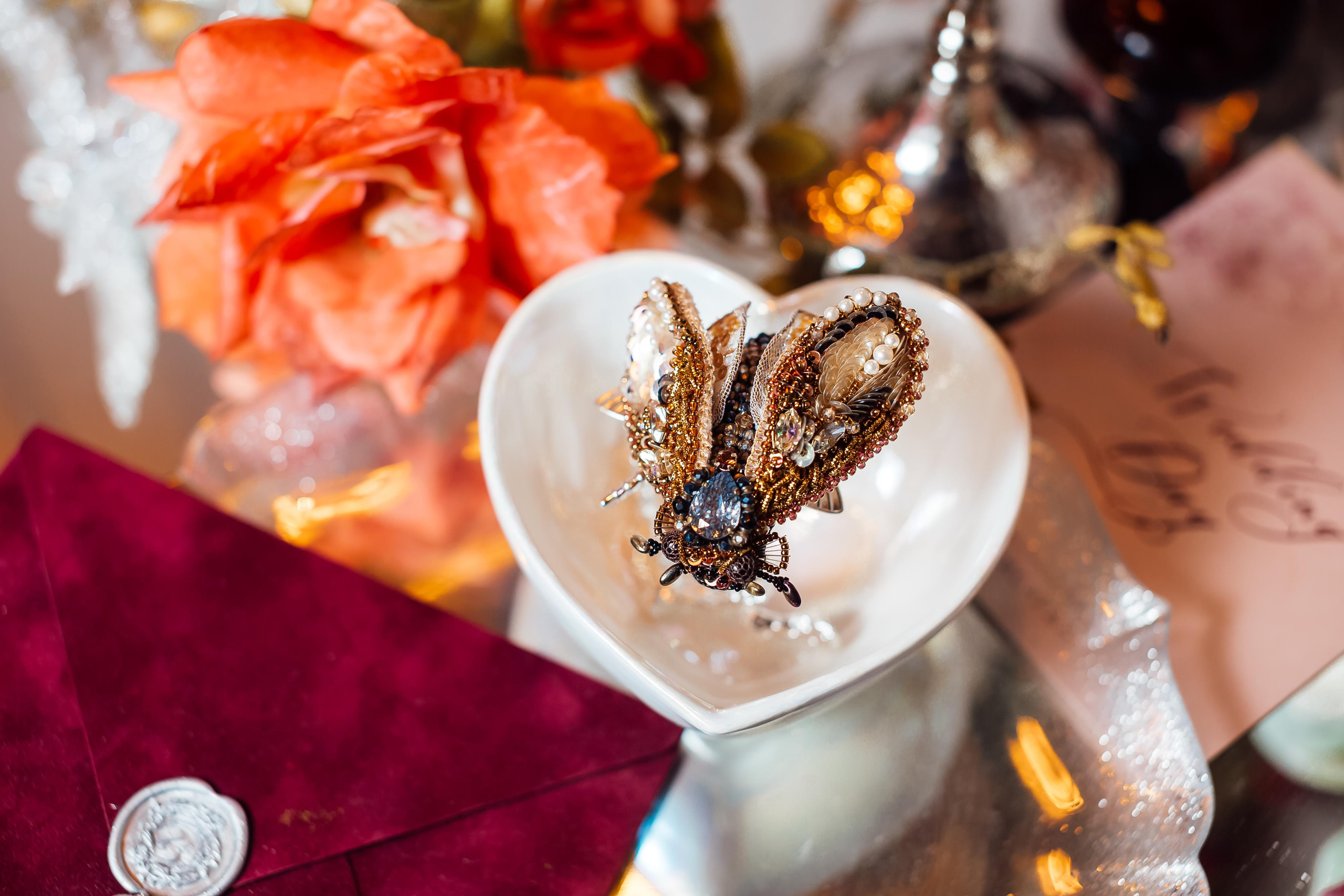 Броши ручной работы. Свадебный и семейный фотограф/видеограф в Краснодаре Наталья Осинская