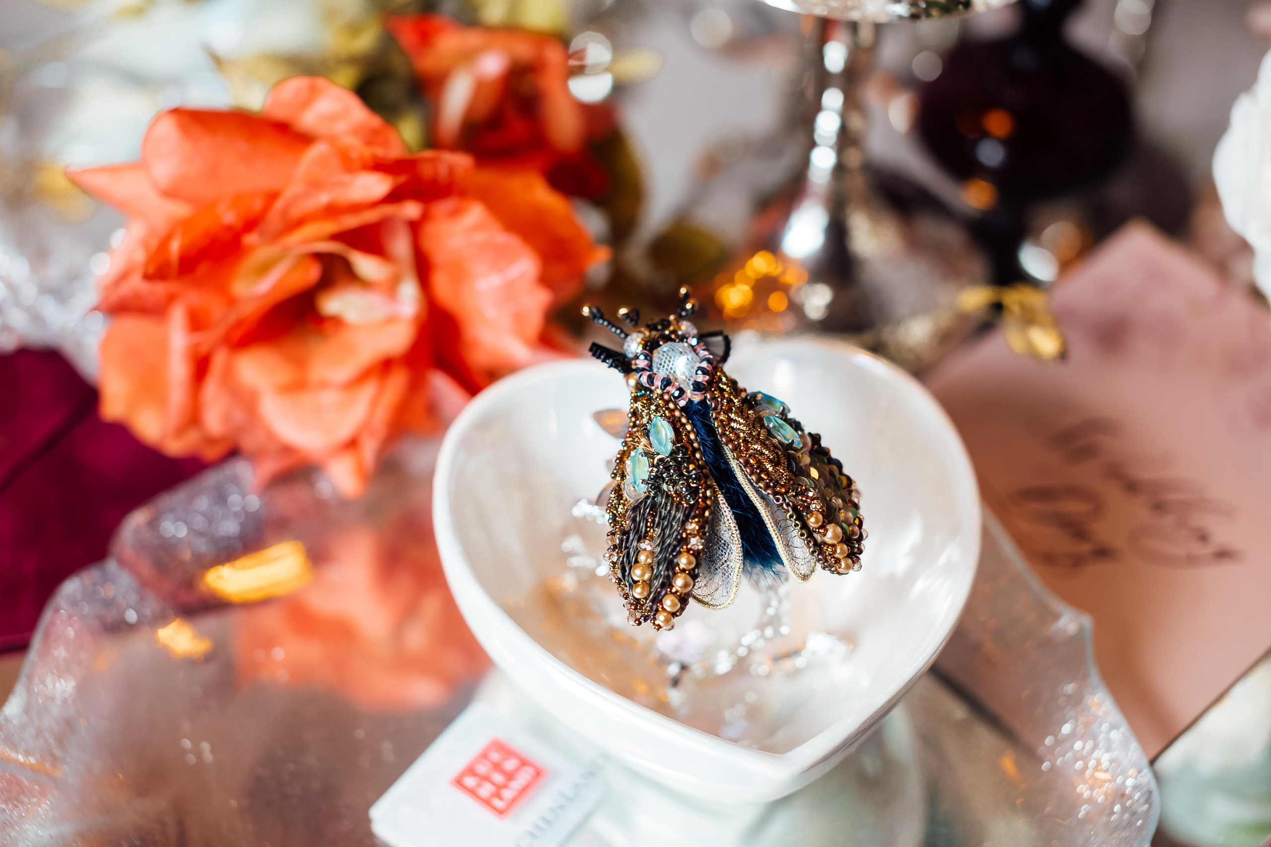 Броши ручной работы. Свадебный и семейный фотограф/видеограф в Краснодаре Наталья Осинская