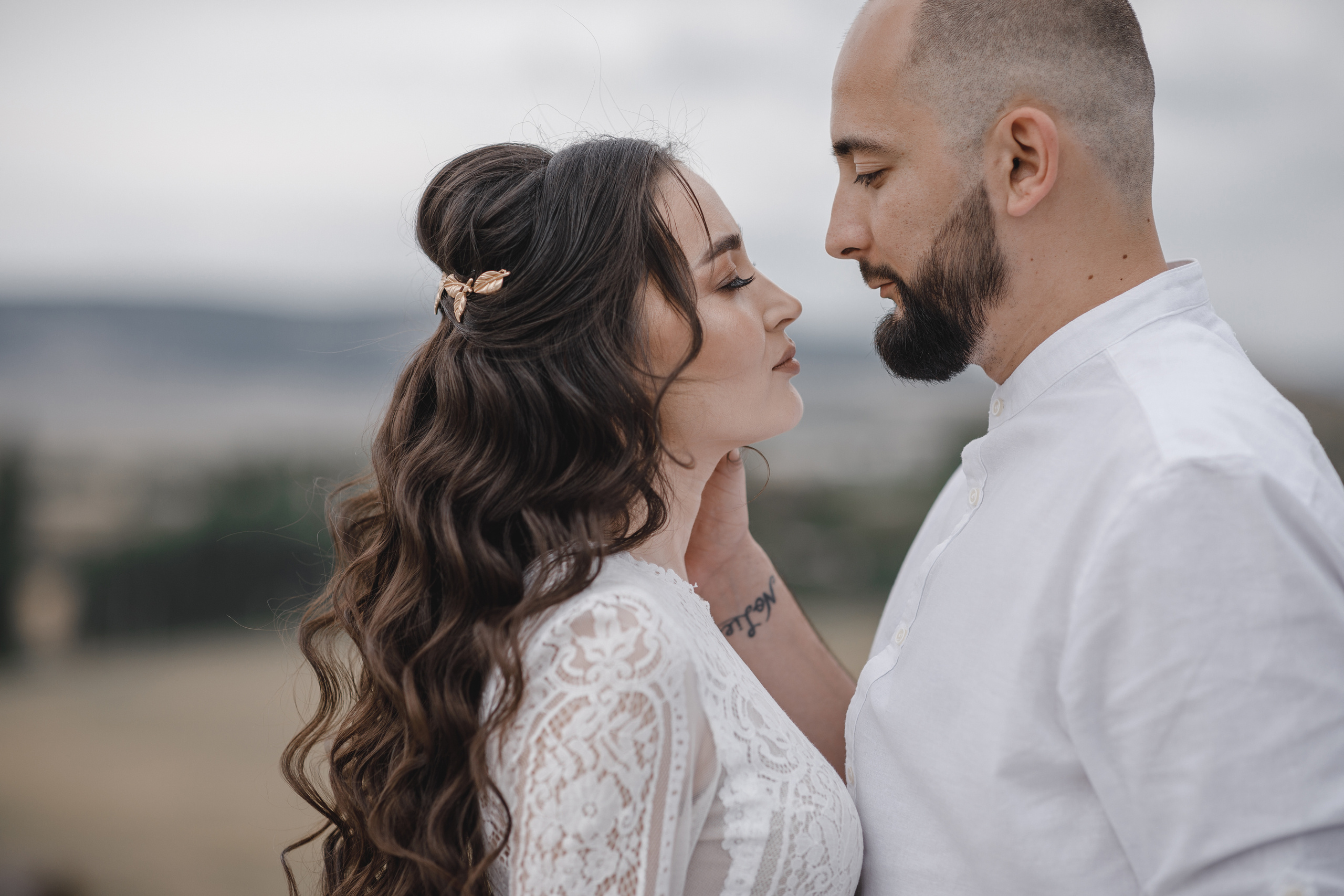 Фотосессия красивой пары в винограднике. Свадебный фотограф в Крыму и Севастополе — Белов Виталий