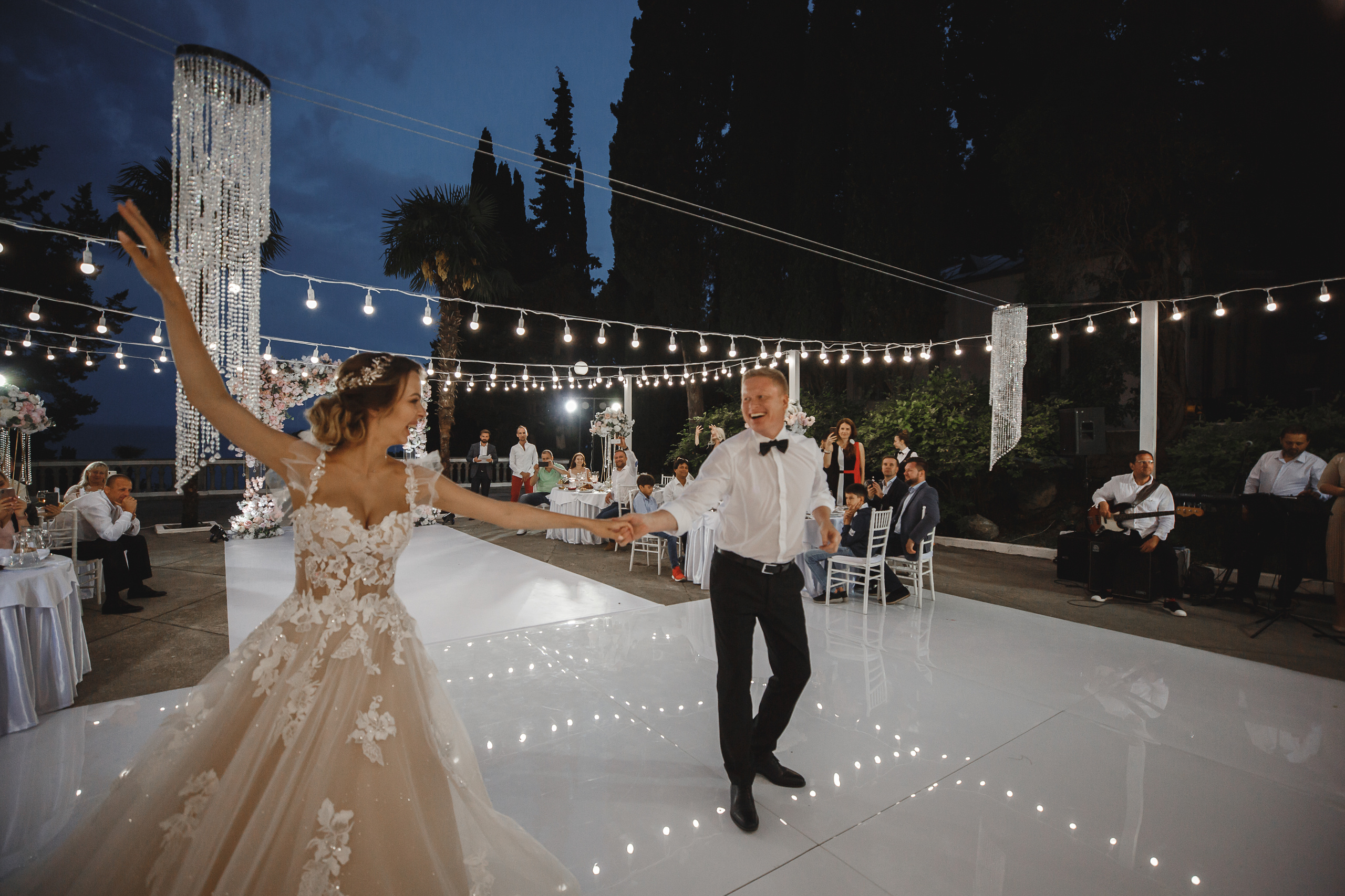 Красивая свадьба в Мелассе. Свадебный фотограф в Крыму и Севастополе — Белов Виталий