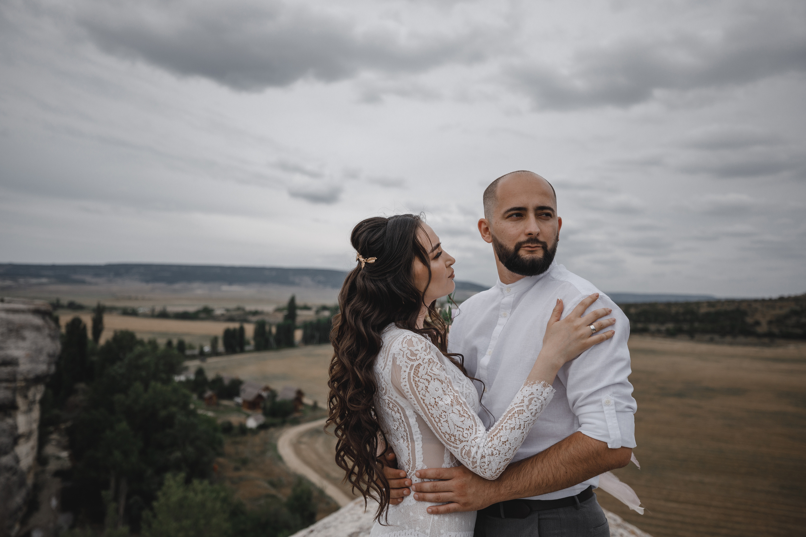 Фотосессия красивой пары в винограднике. Свадебный фотограф в Крыму и Севастополе — Белов Виталий