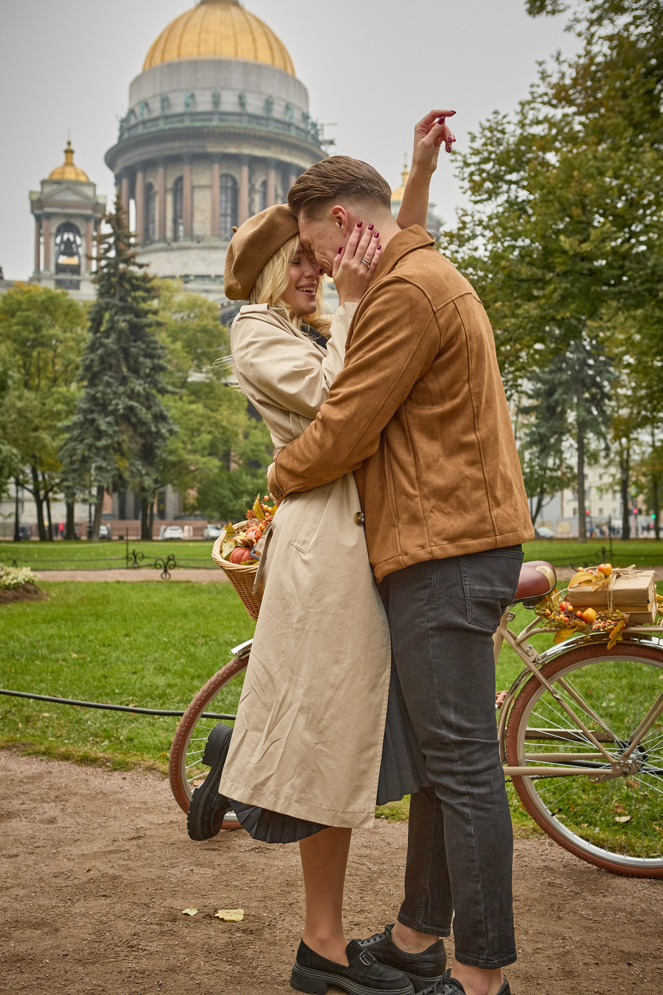 Walking with a bicycle. Фотограф в Санкт-Петербурге Владимир Тихомиров