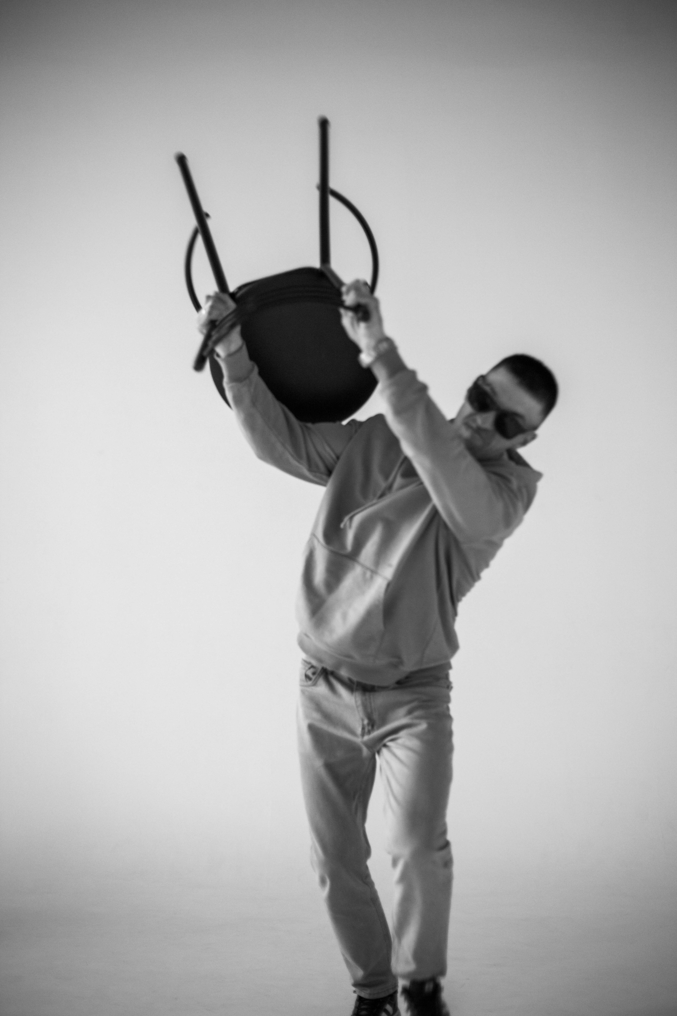 Студия. Уличный фотограф Города N