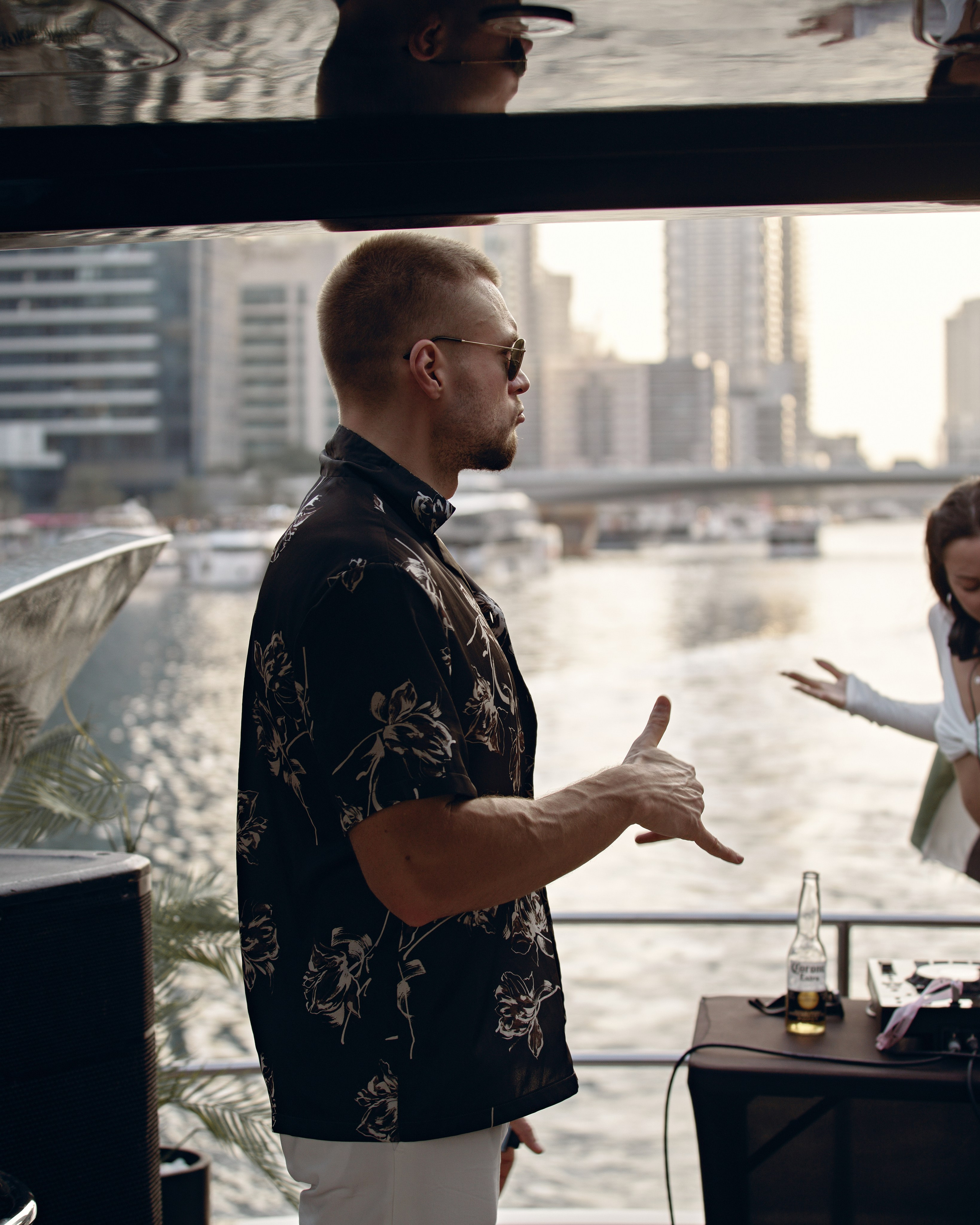 PAVEL DEREVYANKO. NOIZOMAX Художественный фотограф в Дубай