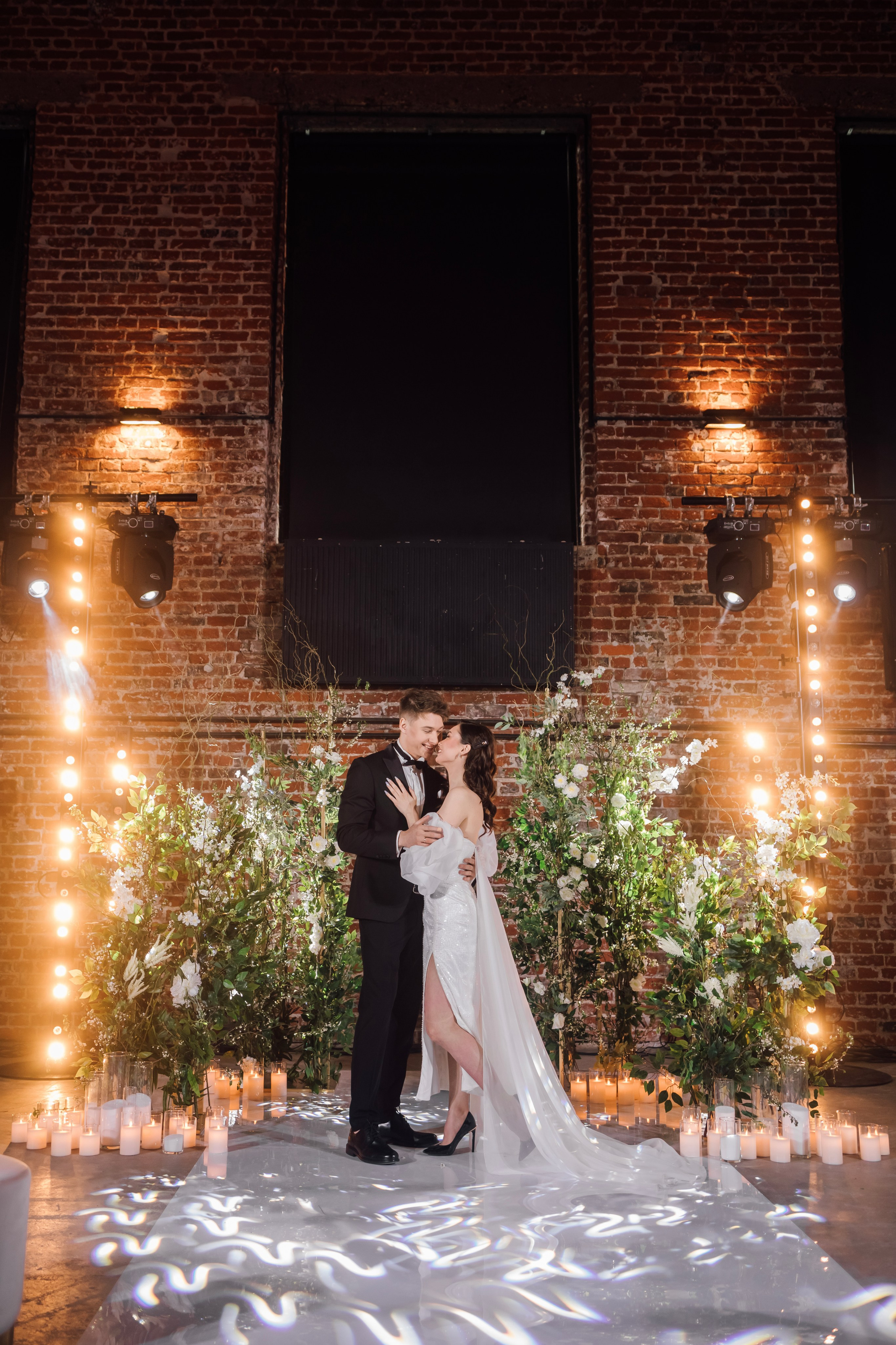 Мария и Алексей. Лофт. Свадебный и семейный фотограф в Москве Евгения Лисина