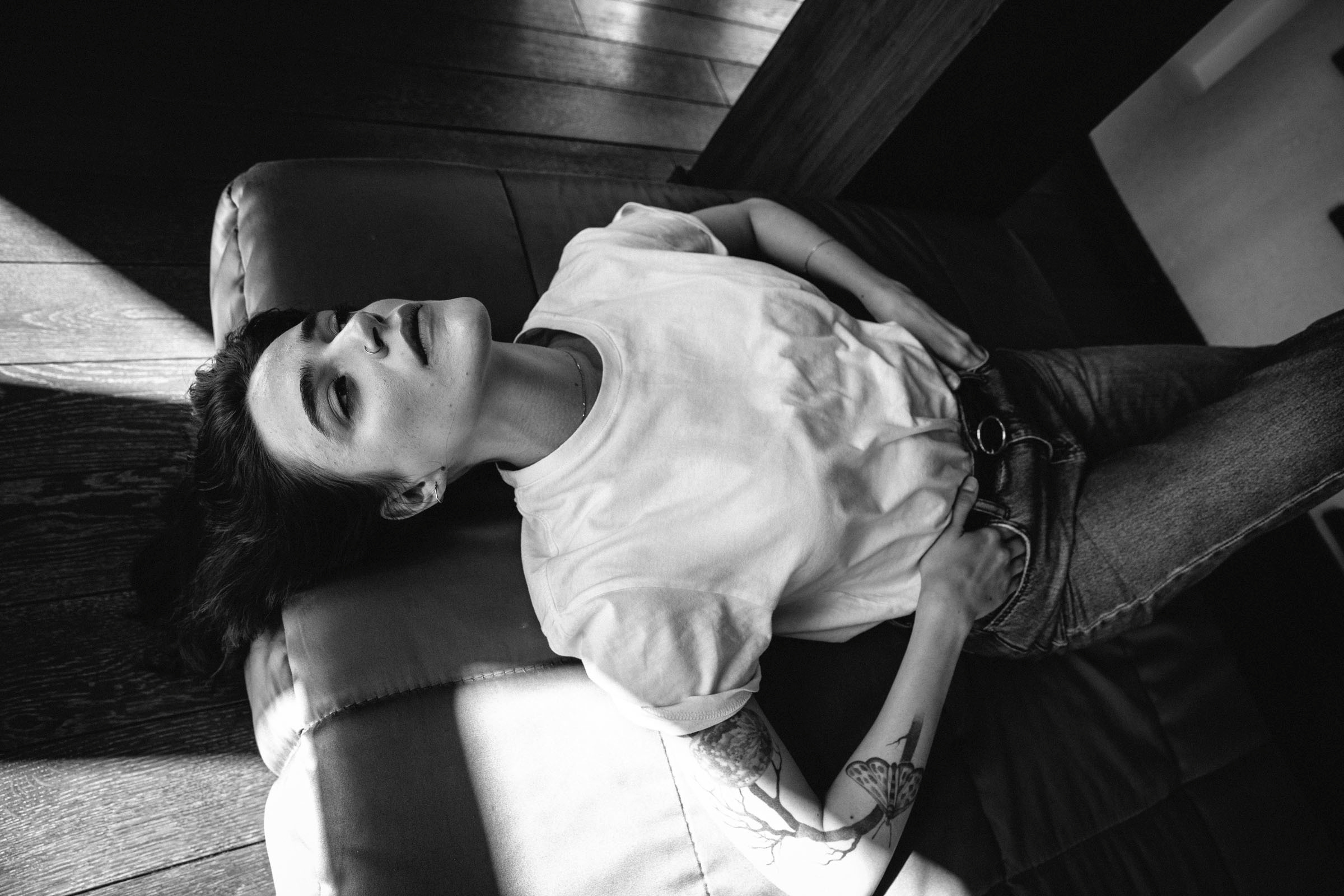 В мерцании и тишине // Ангелина. Фотограф Алутера Ирина