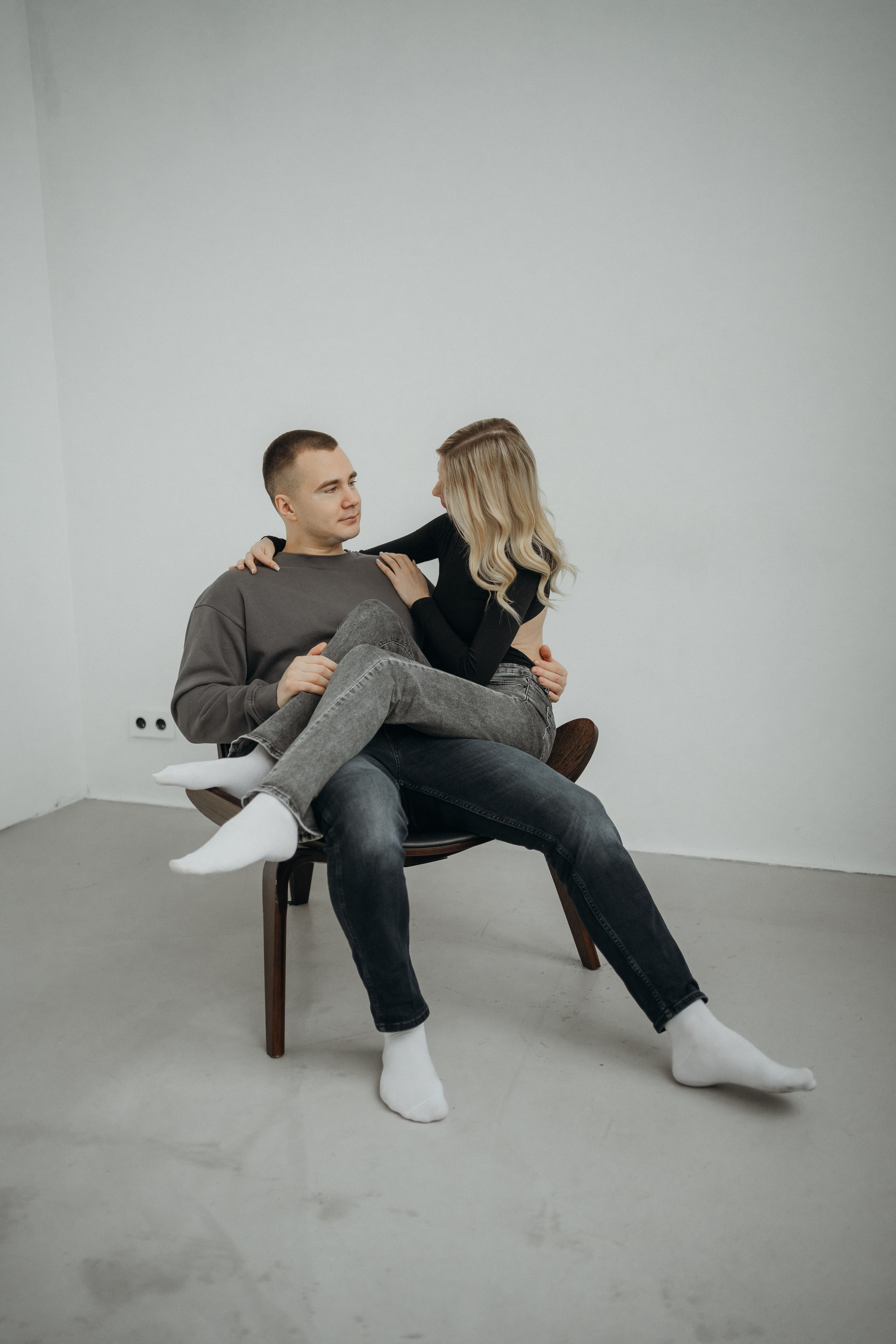 Парная фотосессия в студии в Архангельске. Портретный и свадебный фотограф в Архангельске Елизавета Стрекаловская