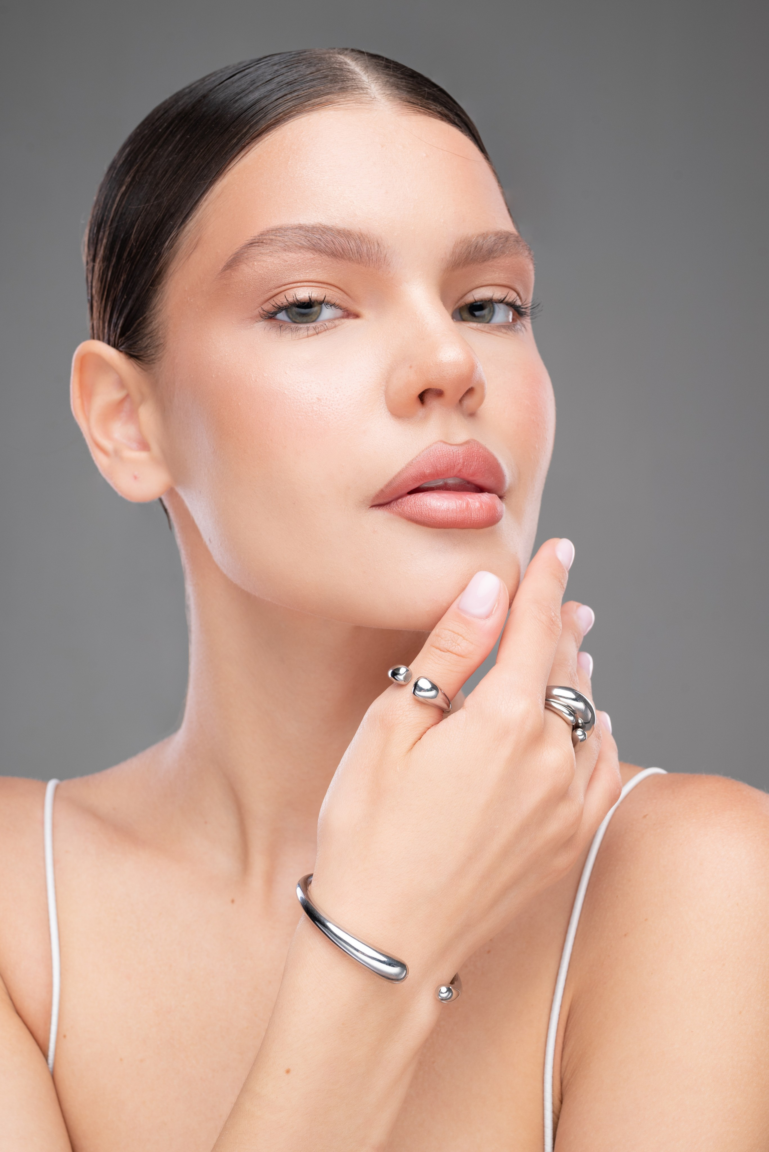 Бренд украшений. Предметный фотограф, фото для маркетплейсов Пятигорск, КМВ