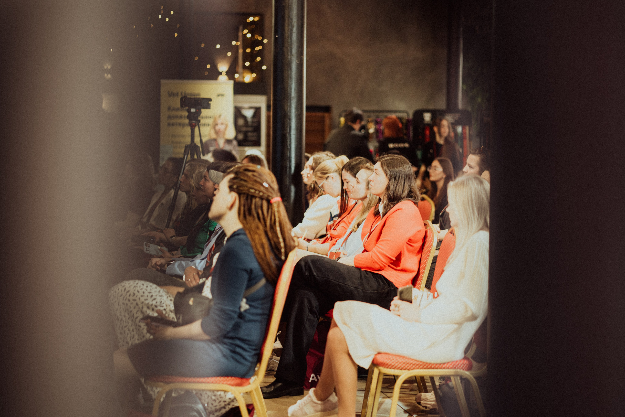 CBcon. Фотограф анималист в Москве Майорова Евгения