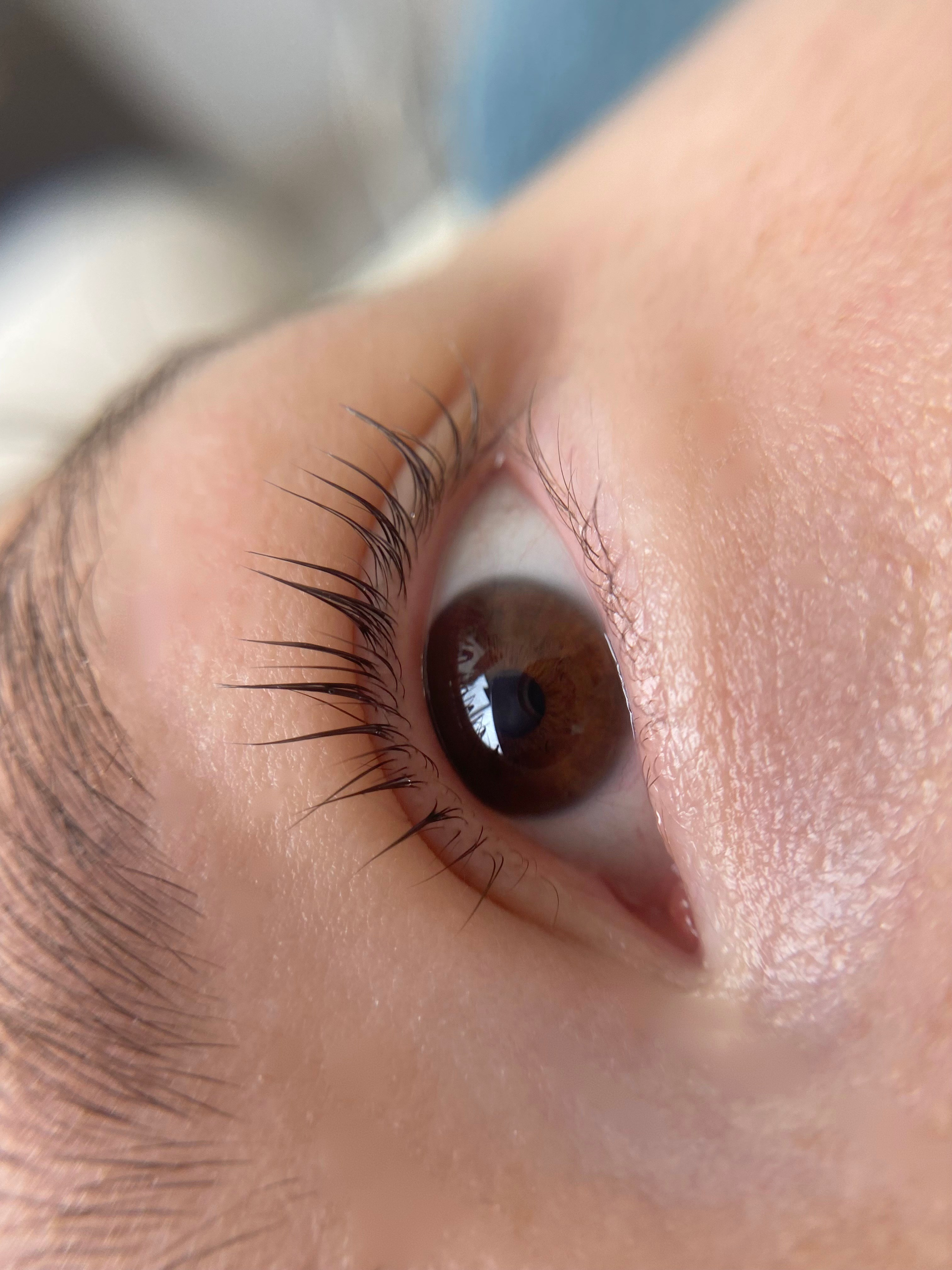 Ламинирование ресниц в Москве. СВАДЕБНЫЙ ВИЗАЖИСТ-СТИЛИСТ В МОСКВЕ ПРИЧЕСКИ МАКИЯЖ БРОВИ ВЫЕЗД