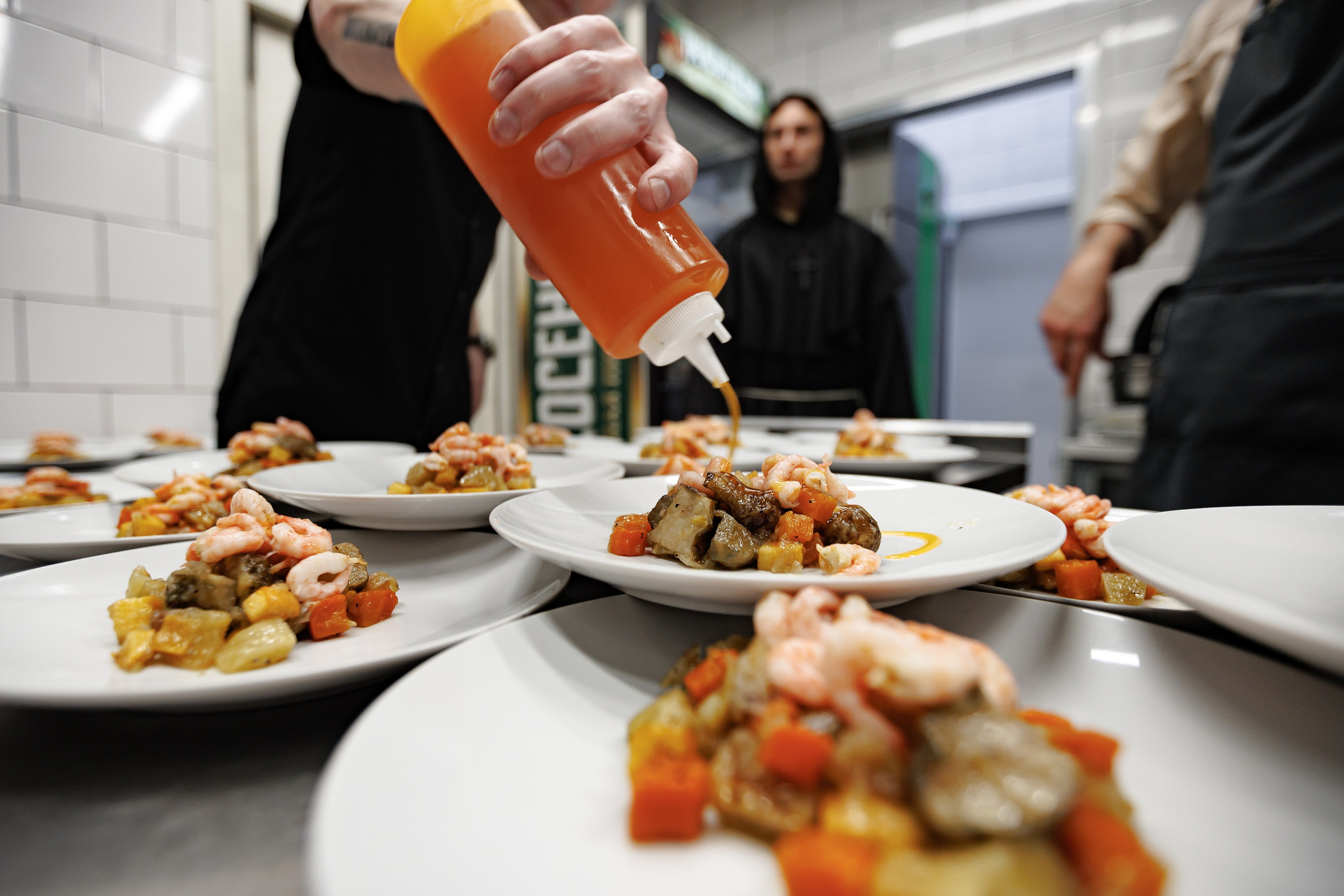 Гастроужин Поселенцы в гостях у Самозванцев