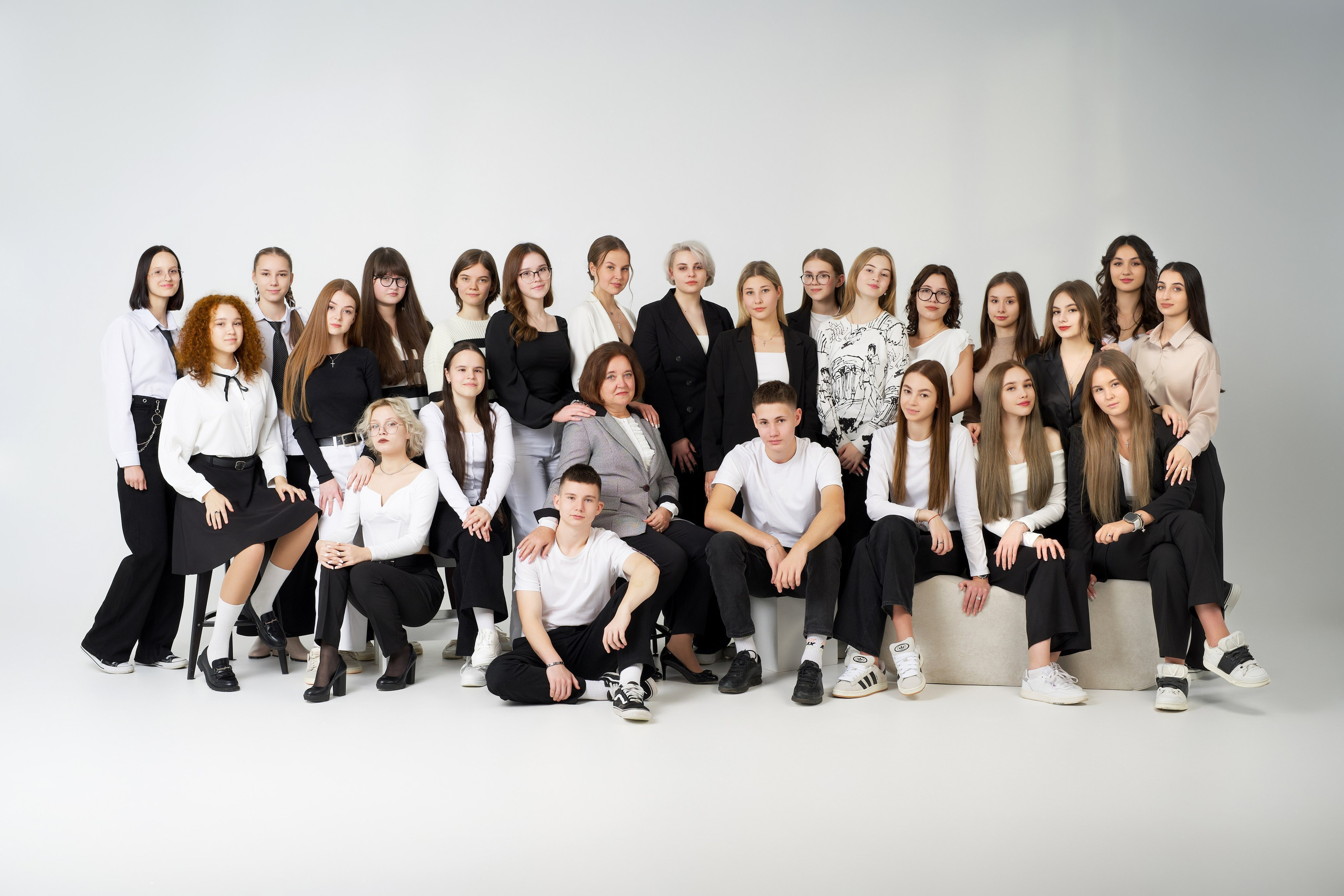 Выпускные альбомы Сочи  9 - 11 Класс. СТИЛЬНЫЙ ВЫПУСКНОЙ АЛЬБОМ СОЧИ АДЛЕР