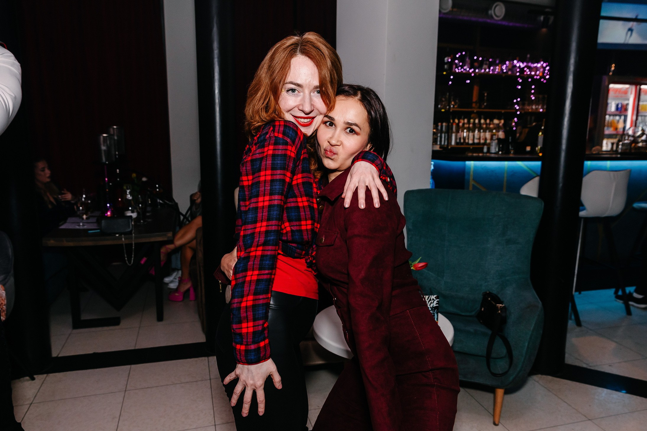 8 марта в лаунж-баре Major 2024. Свадебный, семейный и детский фотограф в Калининграде Елена Кравцова