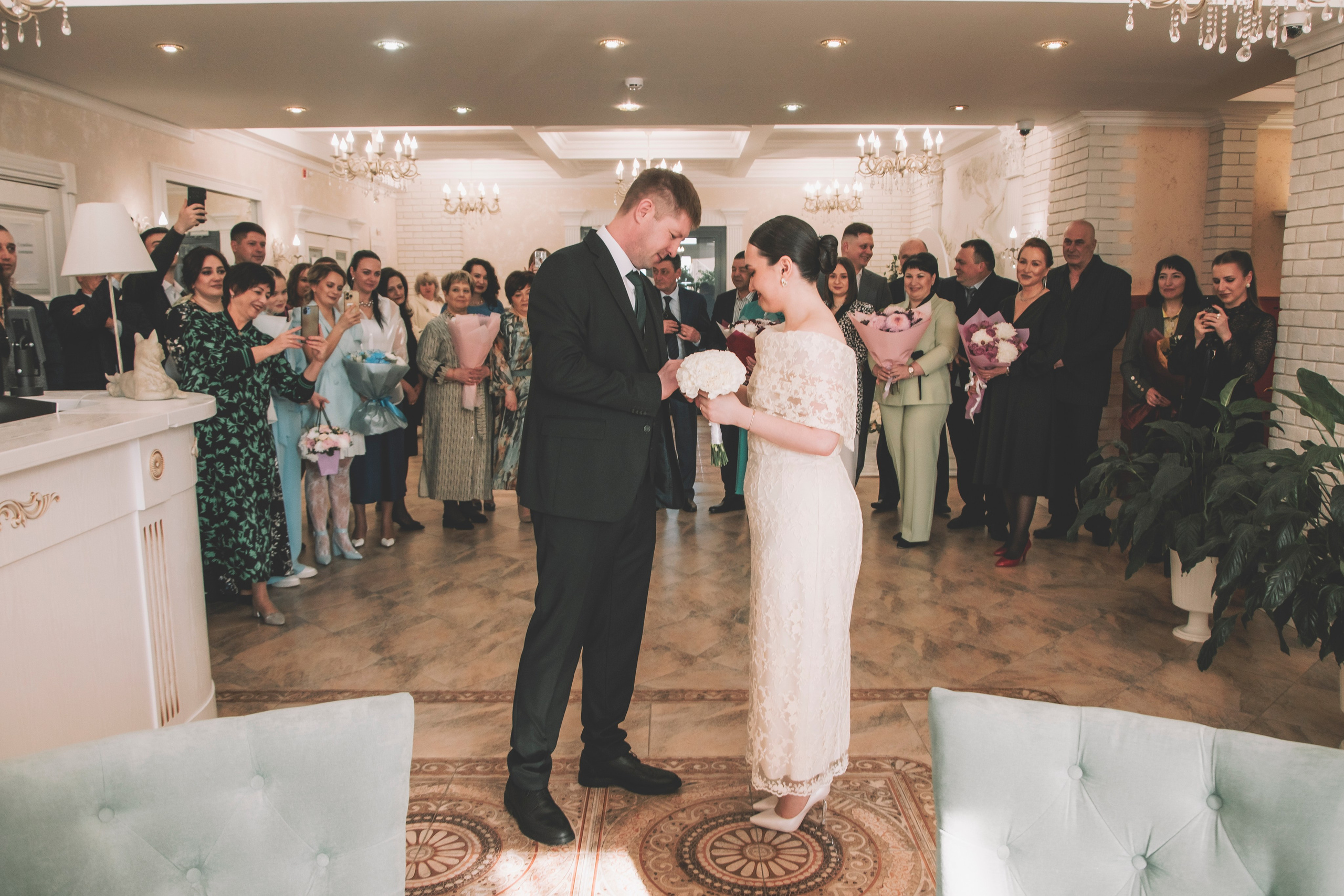 26.04.2025 (Фотосессия, роспись в Онии + фото с банкета). Семейный и свадебный фотограф Губкинский и Ставрополь