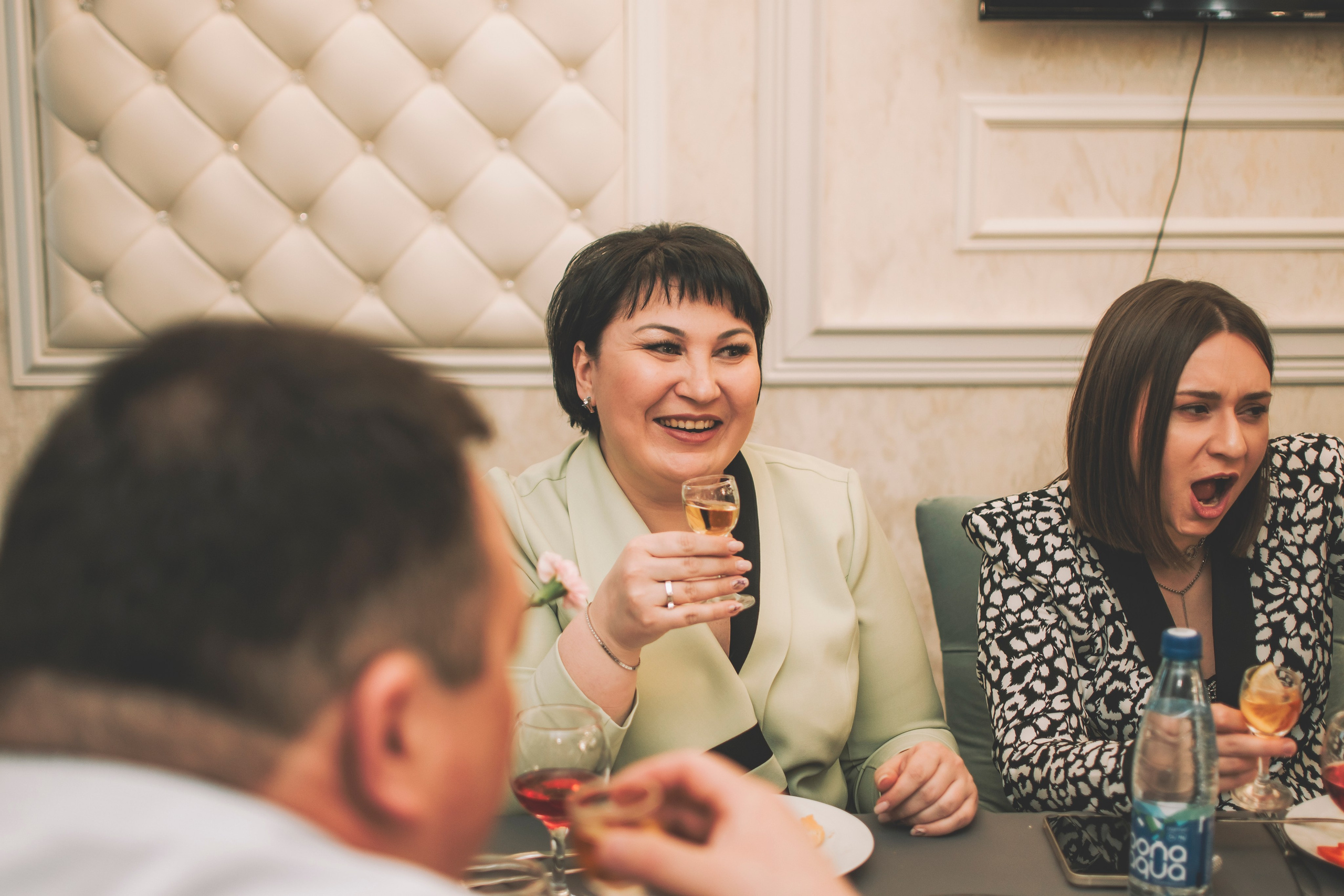 26.04.2025 (Фотосессия, роспись в Онии + фото с банкета). Семейный и свадебный фотограф Губкинский и Ставрополь