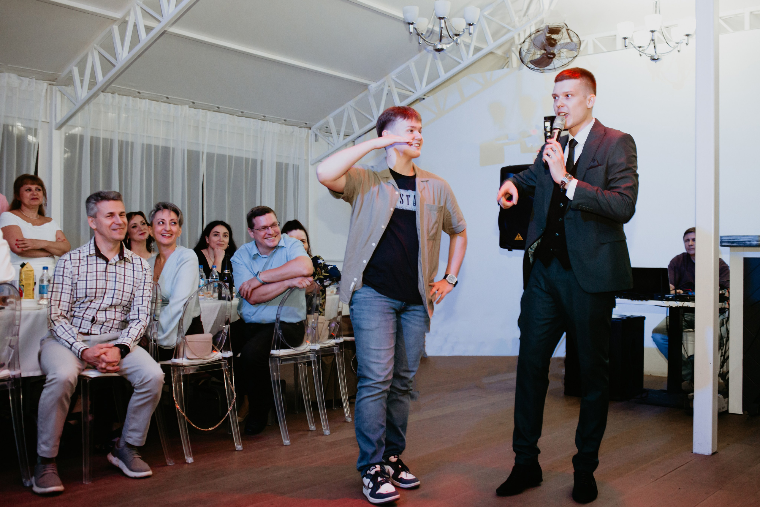 Выпускной 2025 (41 школа) 11 класс. Фотограф в Челябинске Ополихина Анна