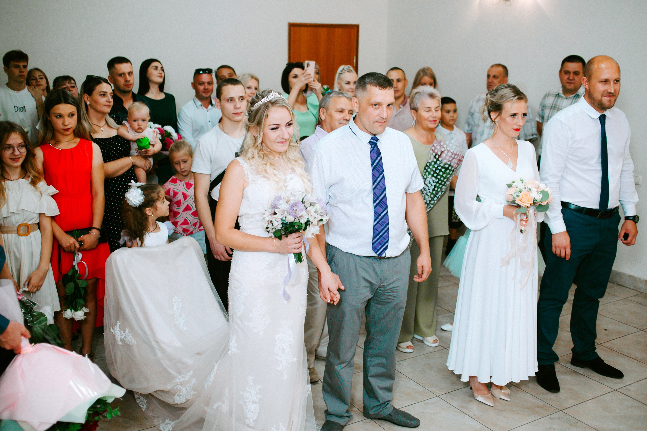 Загс и прогулка. Елена и Виктор. Фотограф в Челябинске Ополихина Анна