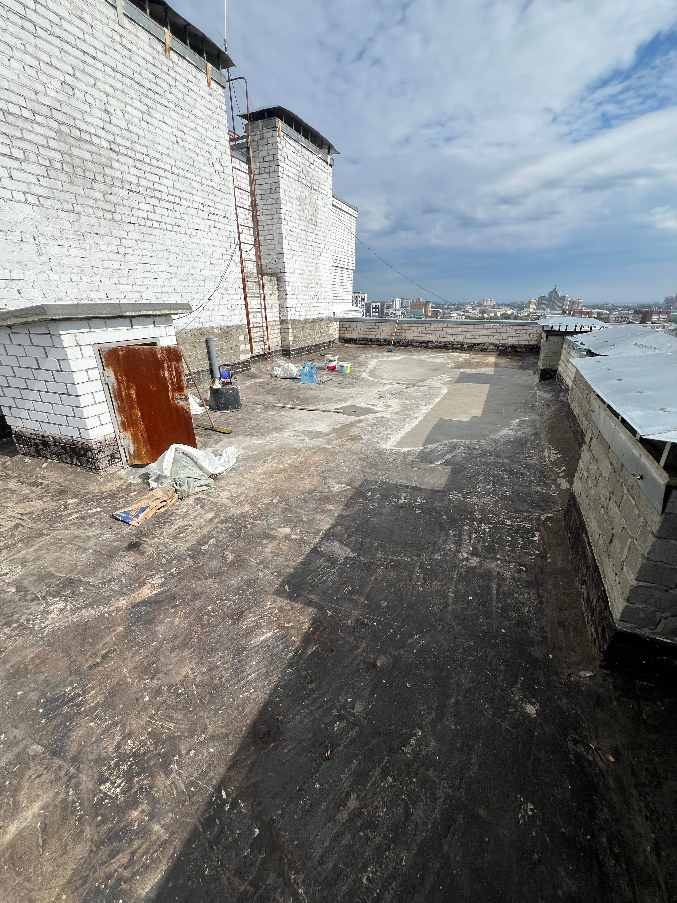 ТСЖ Строителей 33 Монтаж наплавляемой кровли