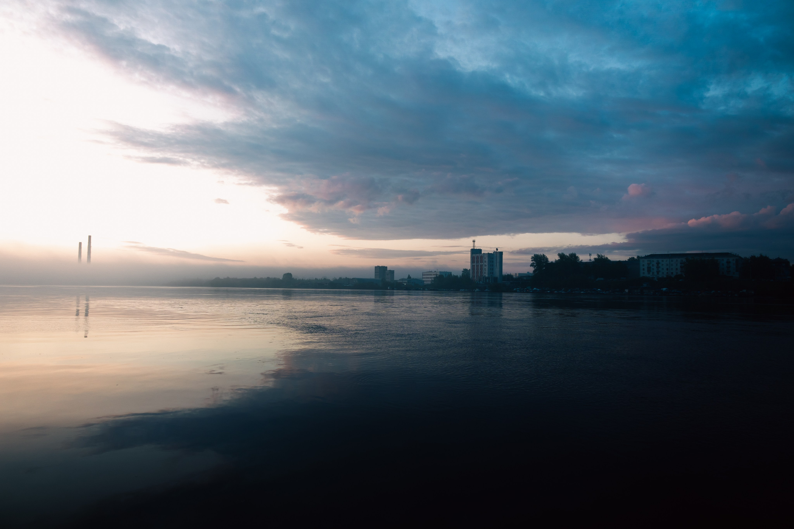 Городской Пейзаж и Стрит Фотография. Выпускные альбомы в Архангельске для детских садов и школ. Фотограф Виктор Прокопьев