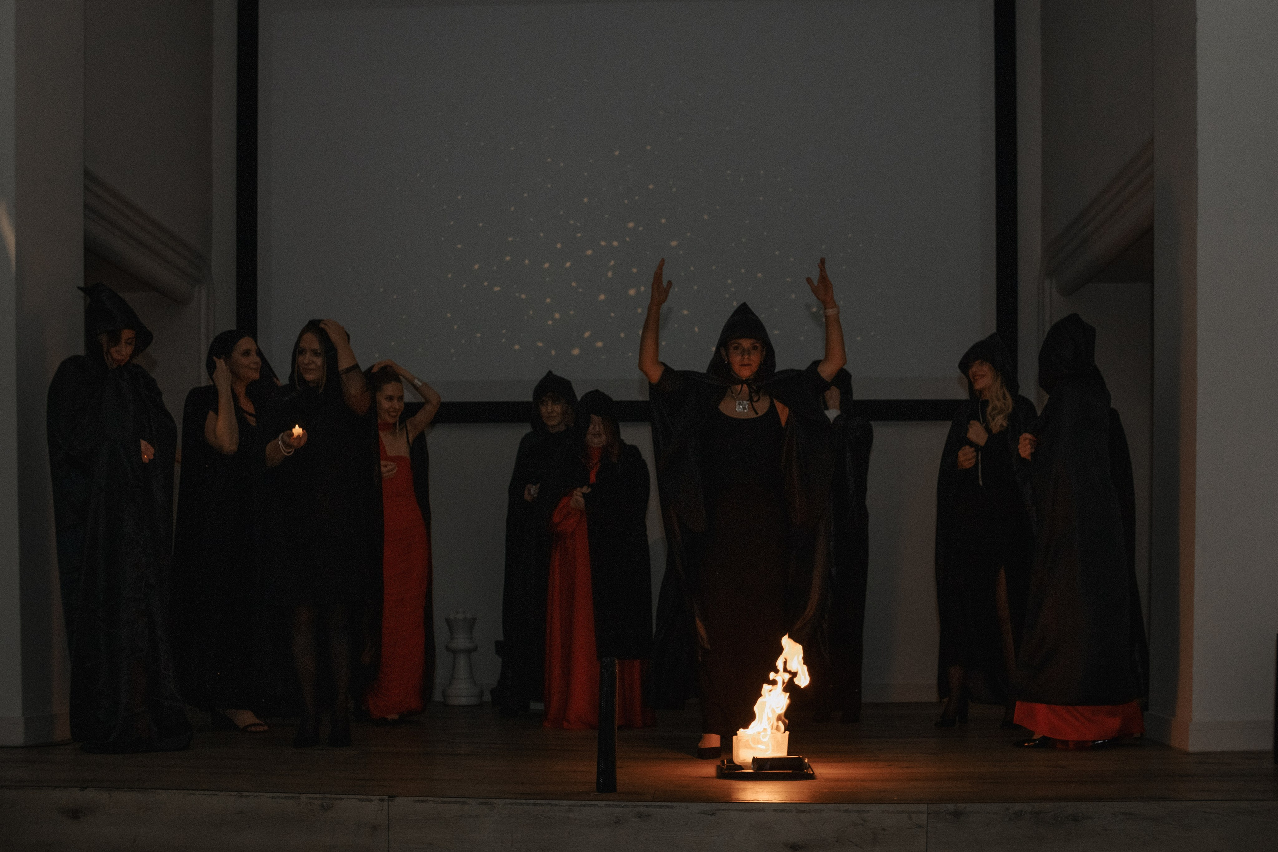 Бал-нетворкинг «Ход Королевы» от сообщества «Код Публичности» (декабрь 2025, Калининград). Женский и семейный фотограф в Калининграде Надежда Подлипинская