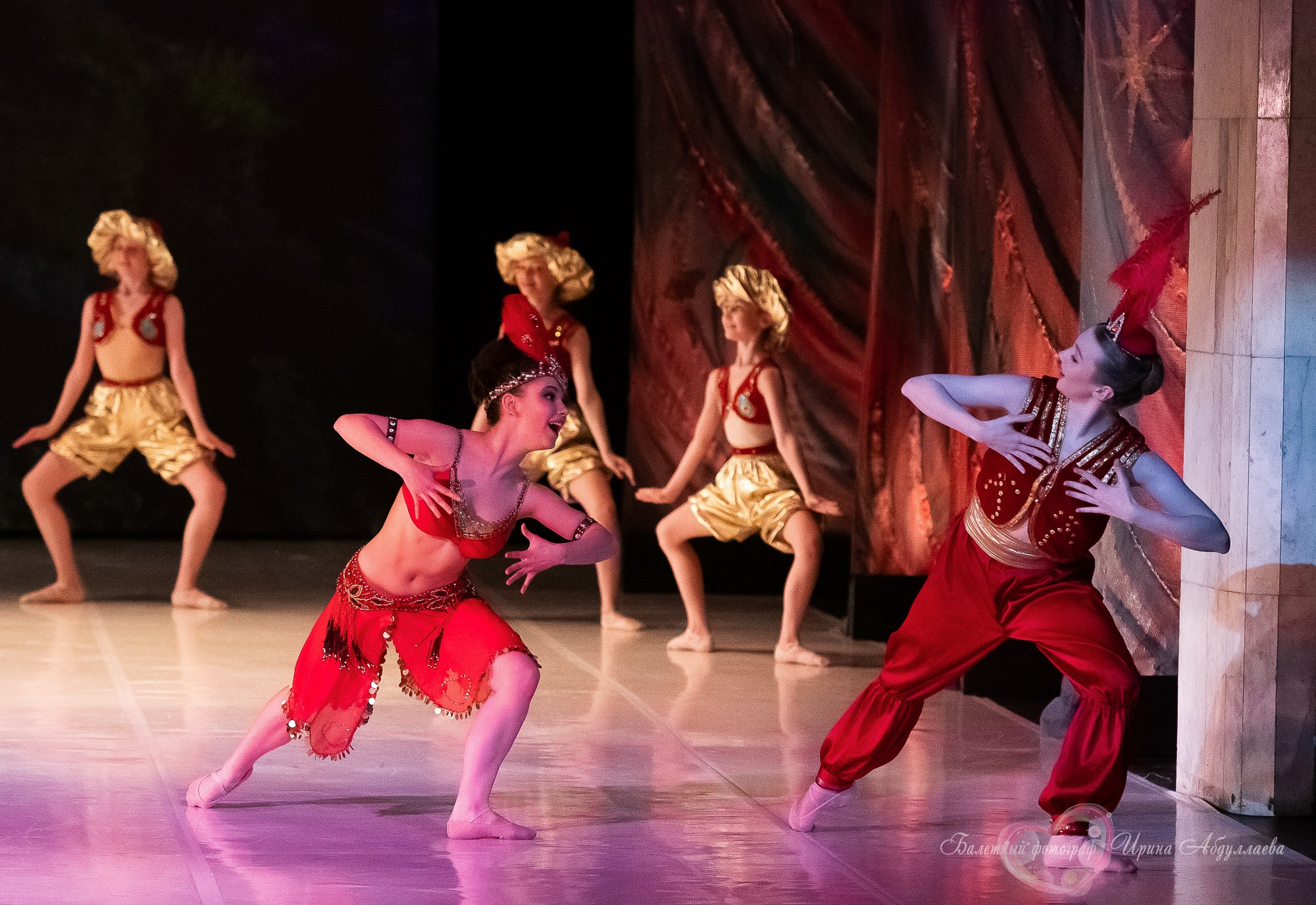 Хореографический колледж ЛЕДЯХ «Наставники»