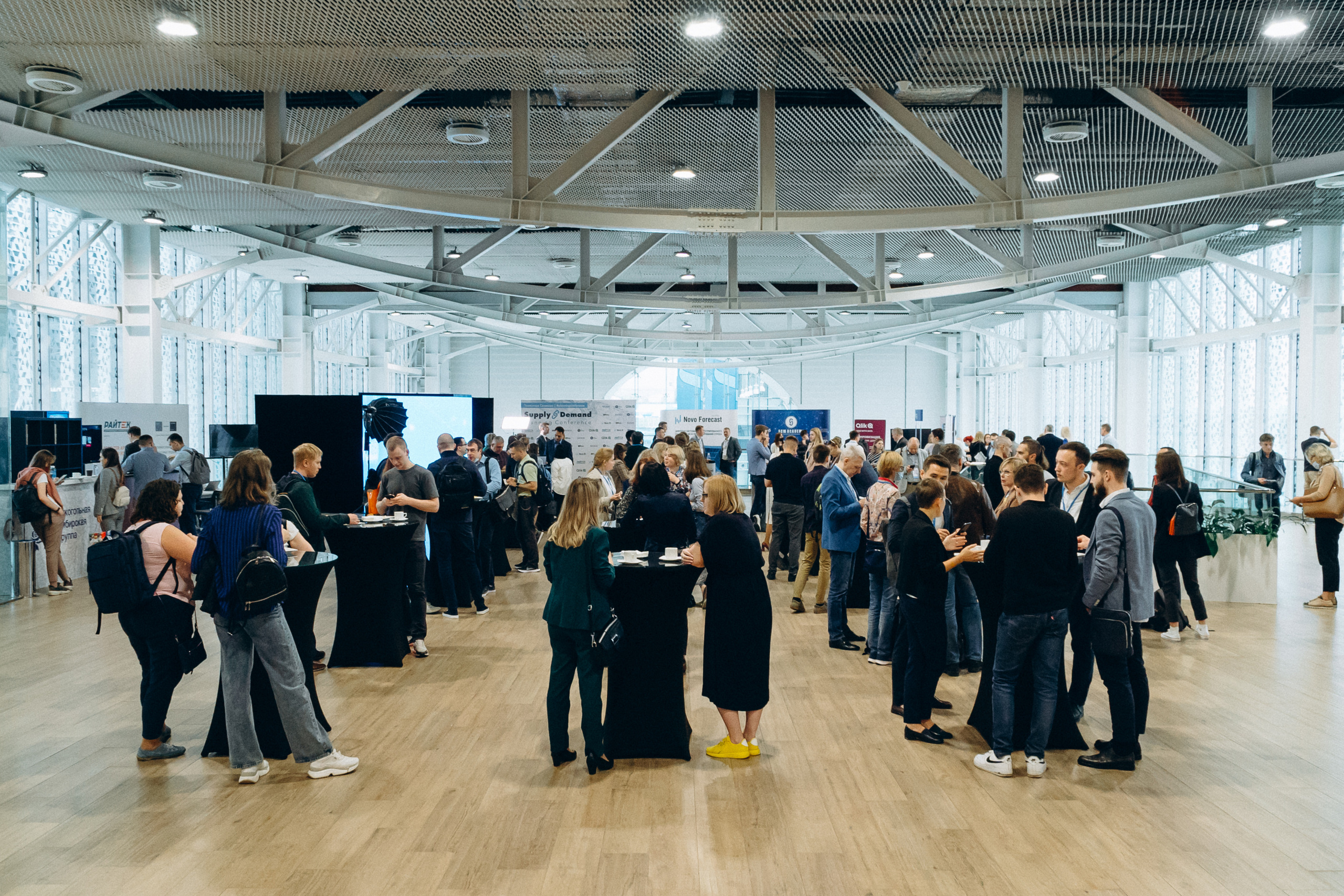 Конференции / выставки / форумы. FOTOZ Studio / Фотовидеомейкер Андрей Смирнов