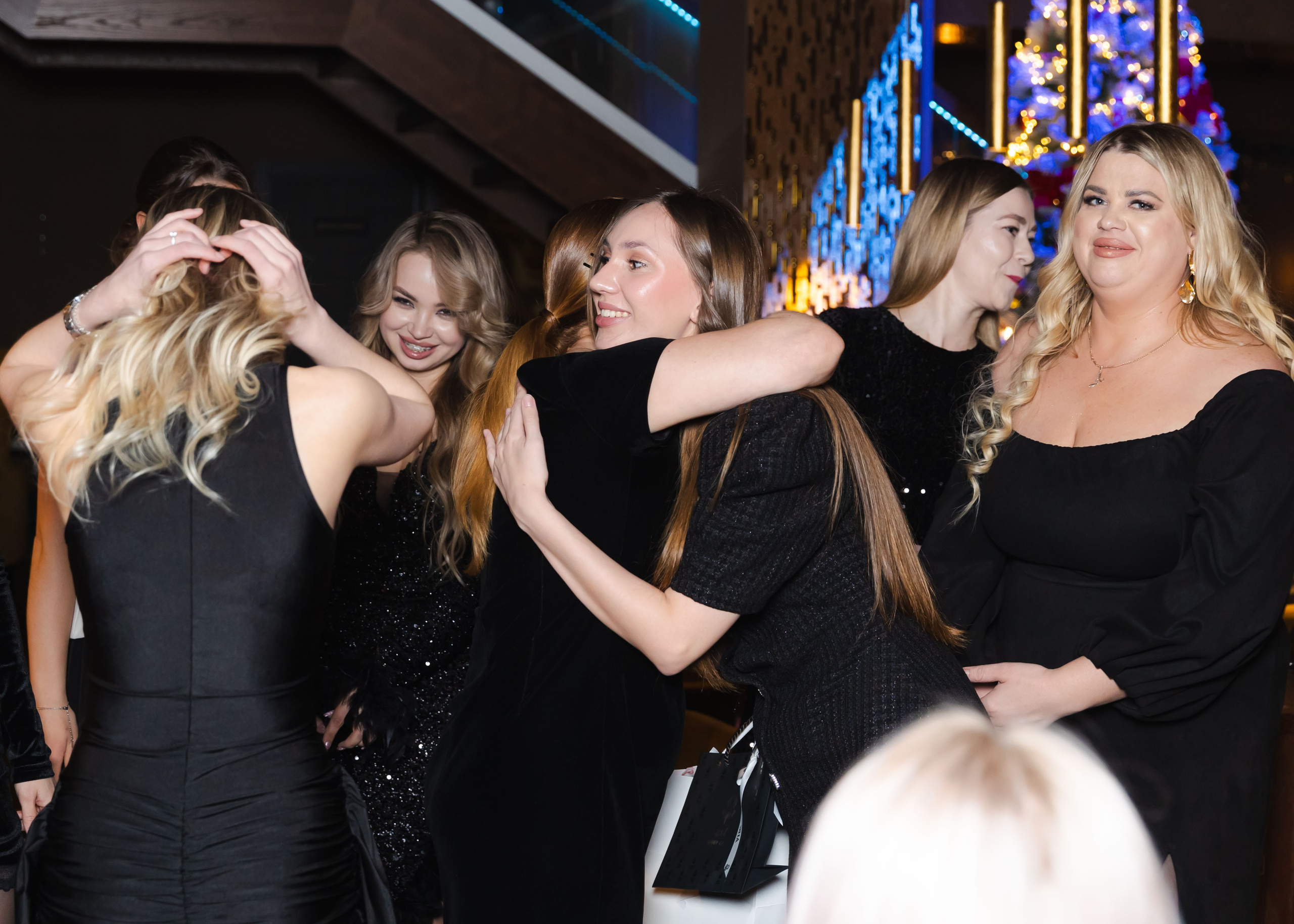 Предновогодка кипарис 2025. ФОТОГРАФ ВИНОГРАДОВА ДАРЬЯ