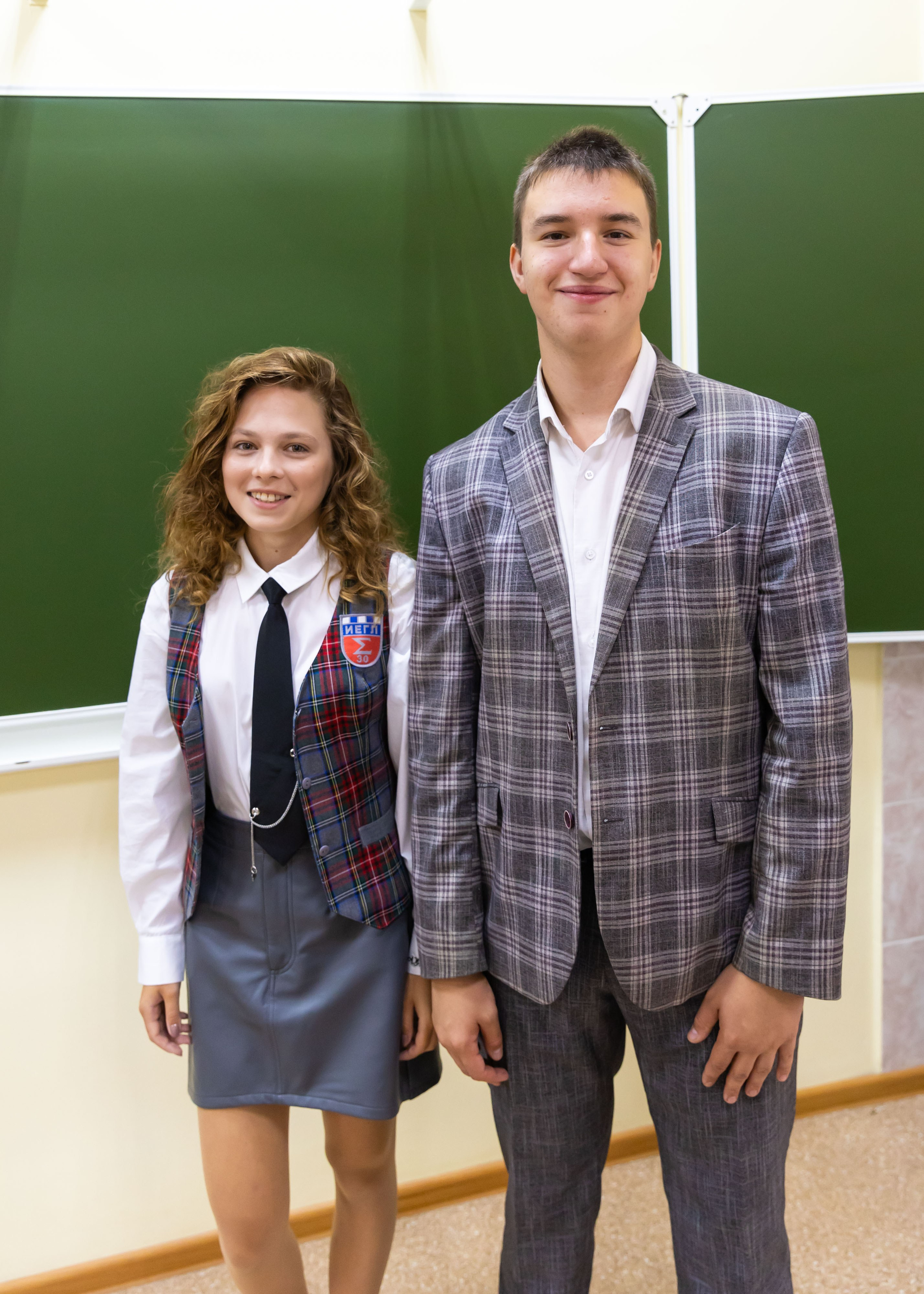 01.09.2025 Первое сентября, 30 школа. ФОТОГРАФ ВИНОГРАДОВА ДАРЬЯ