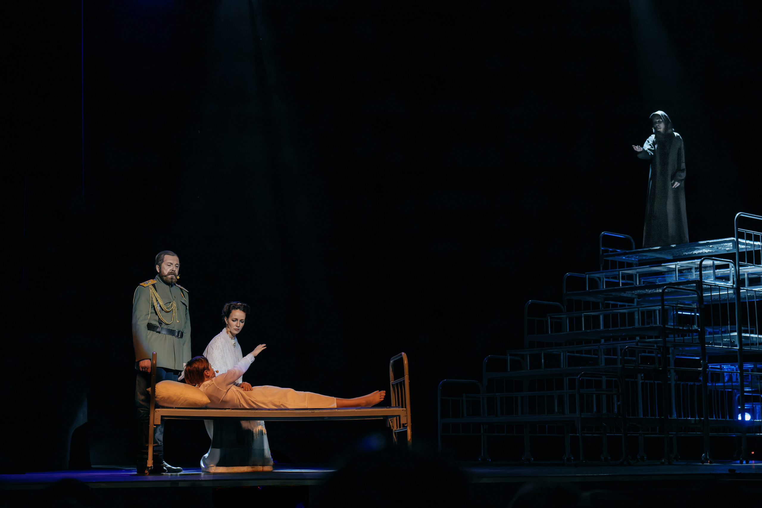 Театр Александра Рагулина: Последний Романовъ. Сайт фотографа Сергея Абрамова