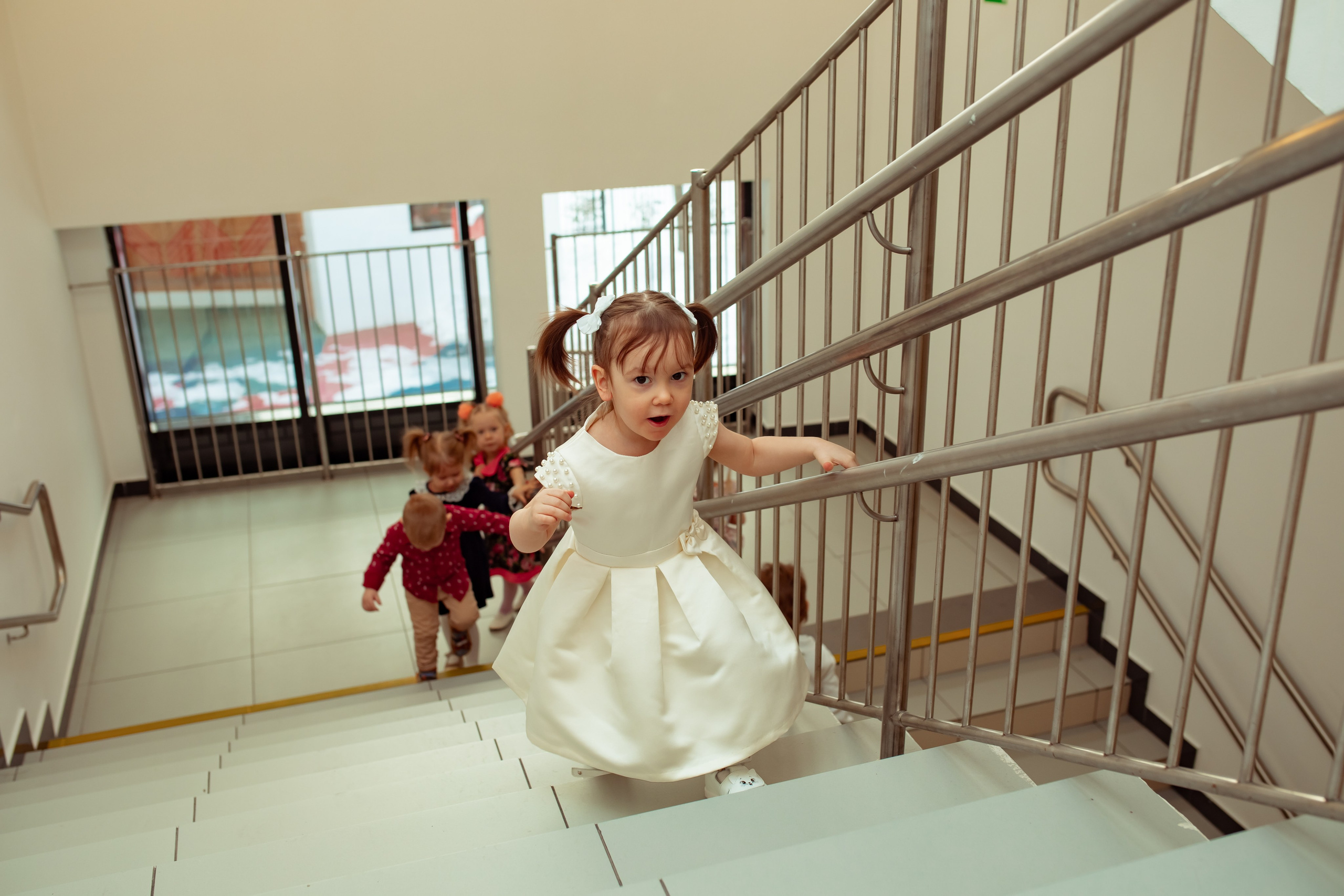 Праздник весны в детском саду. Семейный и детский фотограф в Москве Дорогова Екатерина