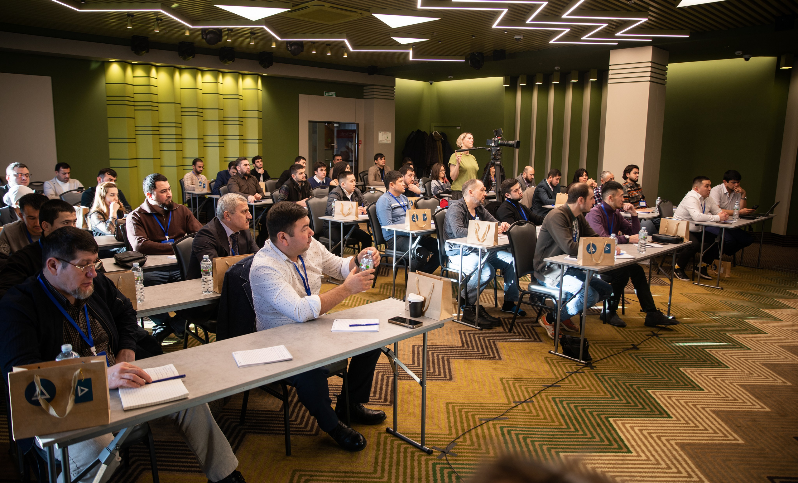 Мастермайнд г. Москва. Репортажный и свадебный фотограф в Челябинске Елисеев Павел