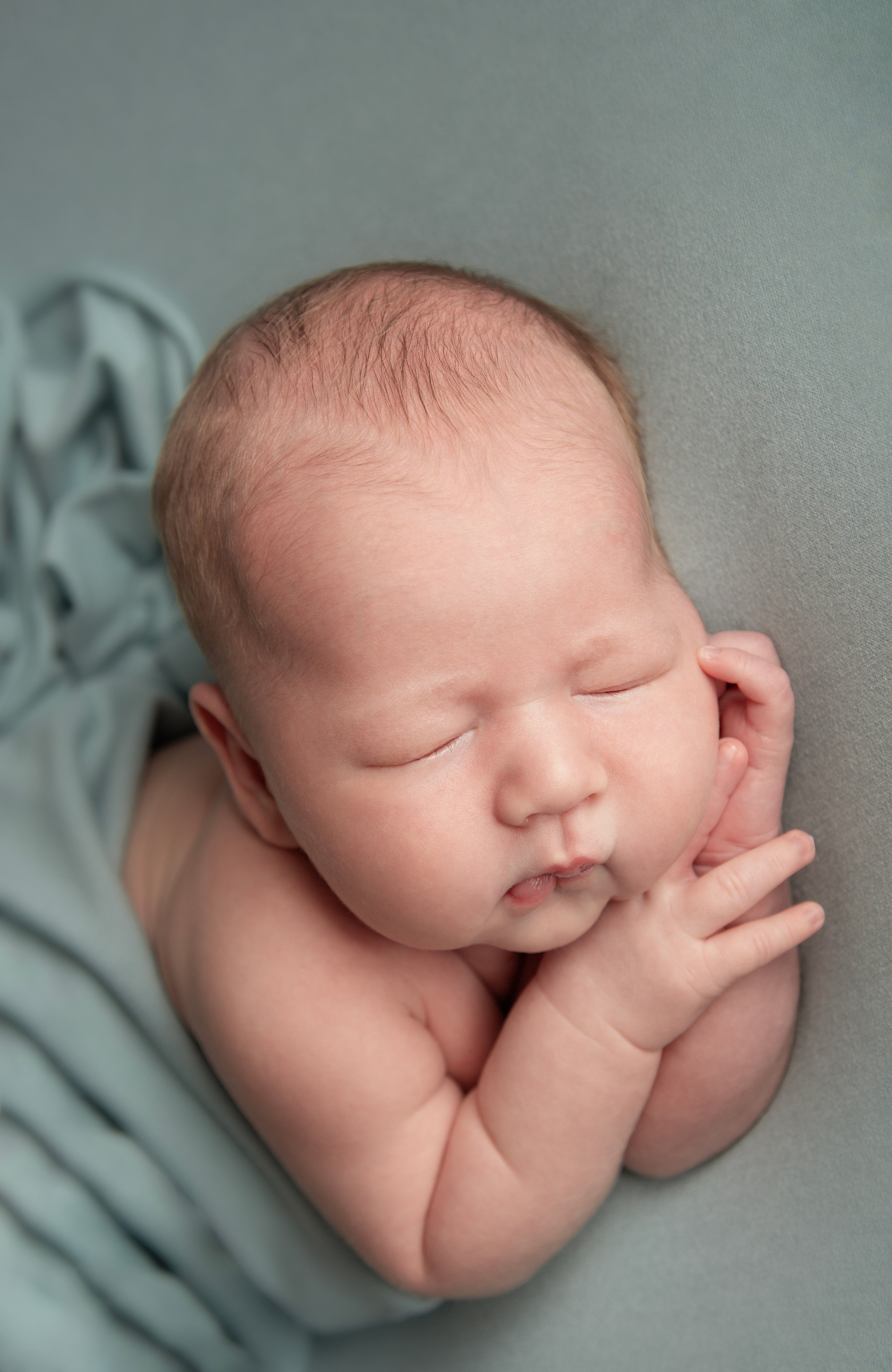 Фотосессия новорожденных в Ижевске. Фотограф новорожденных в Ижевске Анастасия Преснякова