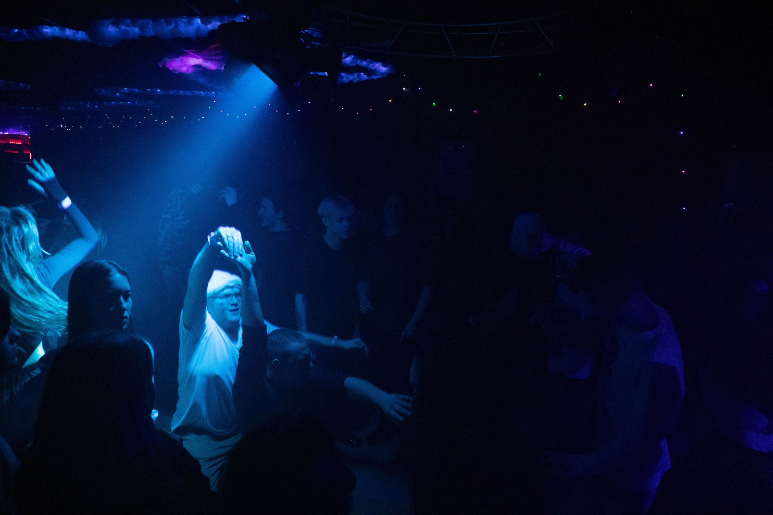 MOSHPIT. Фотограф и видеограф в Бугульме Аня Трутнева