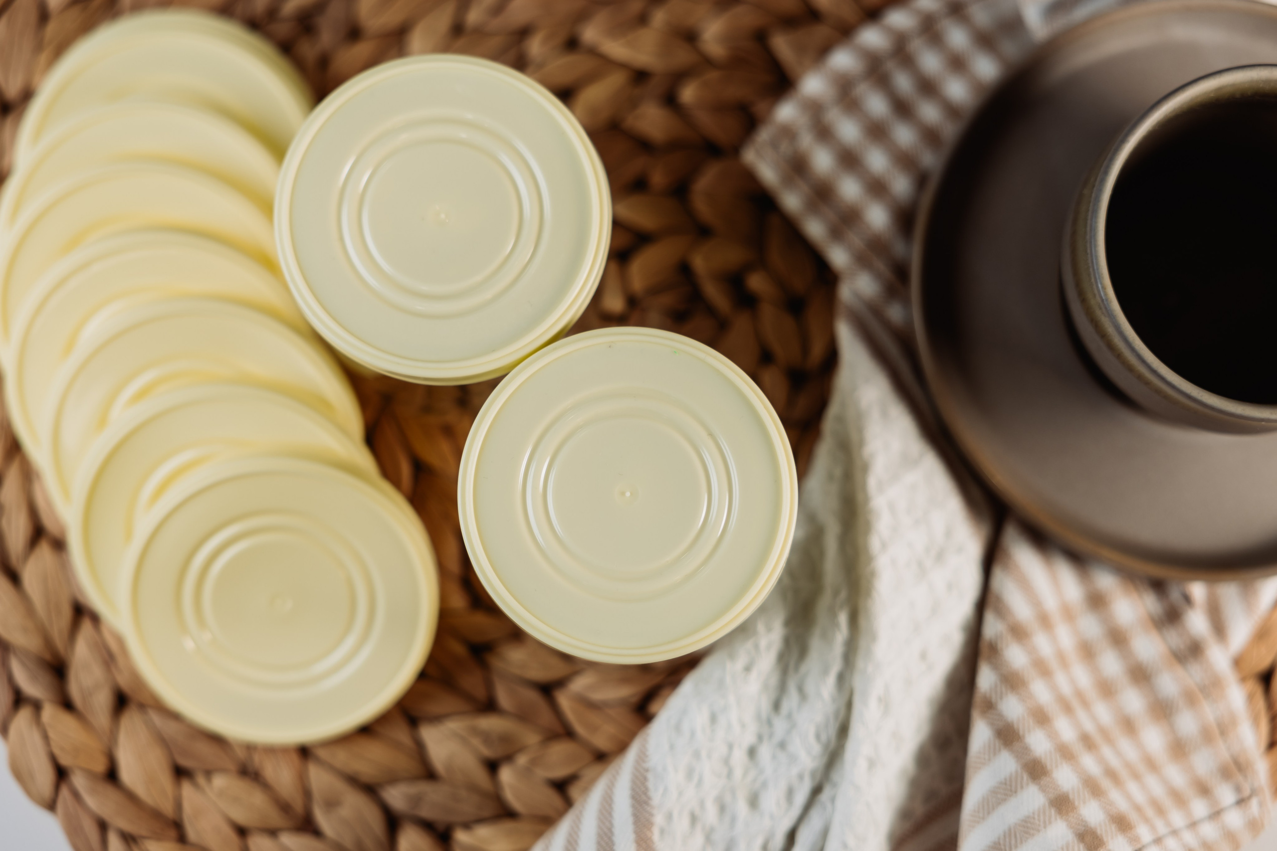 КРЫШКИ ДЛЯ КОЛОМЕНСКИХ ЙОГУРТОВ |OZON | Wildberries. ФОТОГРАФ ИРИНА ШАМАТАВА