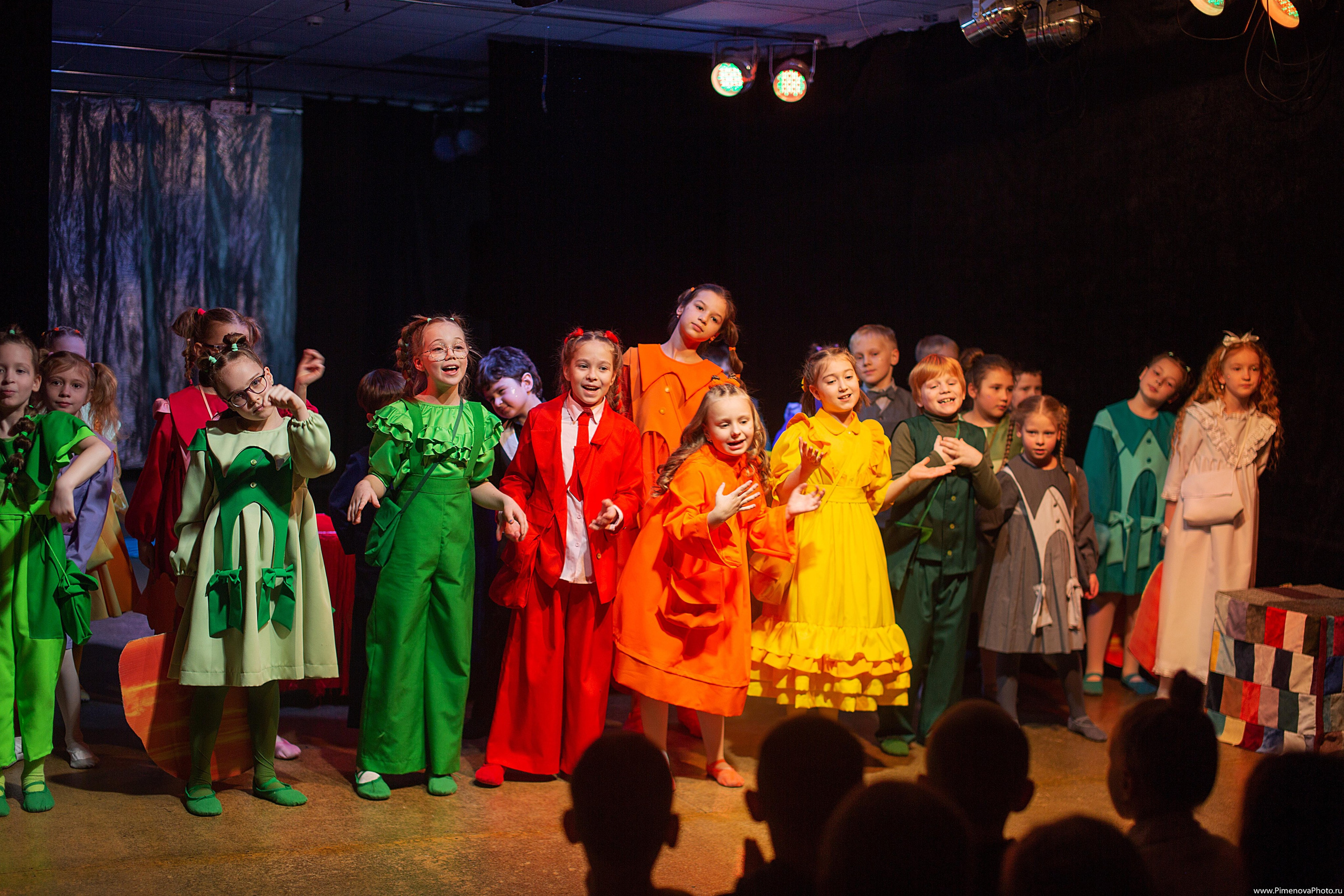 Карандаши «Театрум» ДТЦ, февраль. Семейный и детский фотограф в Петрозаводске