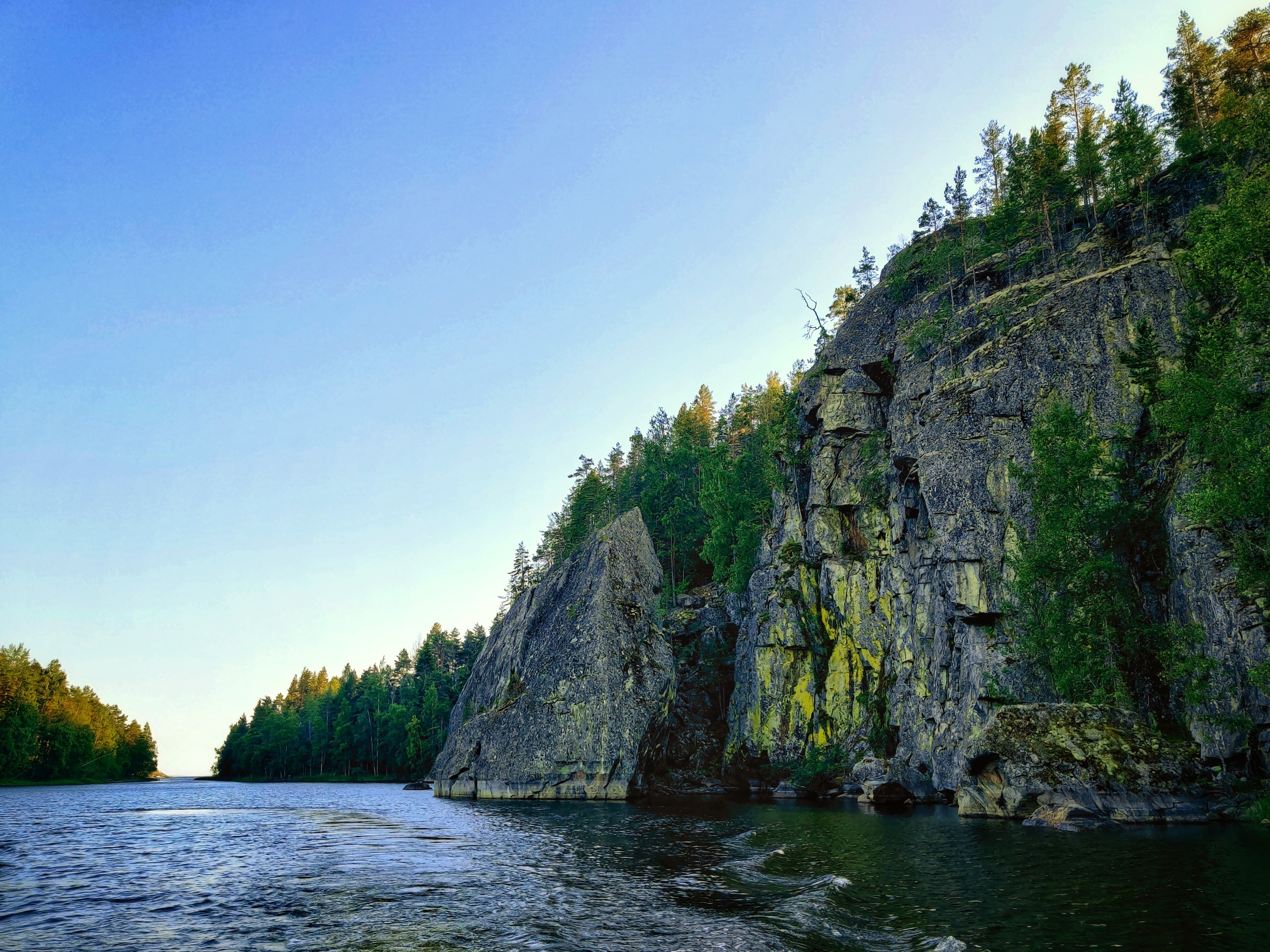 Путешествие по Карелии: Ладожские шхеры, закаты и дикая природа | Летние фото в августе