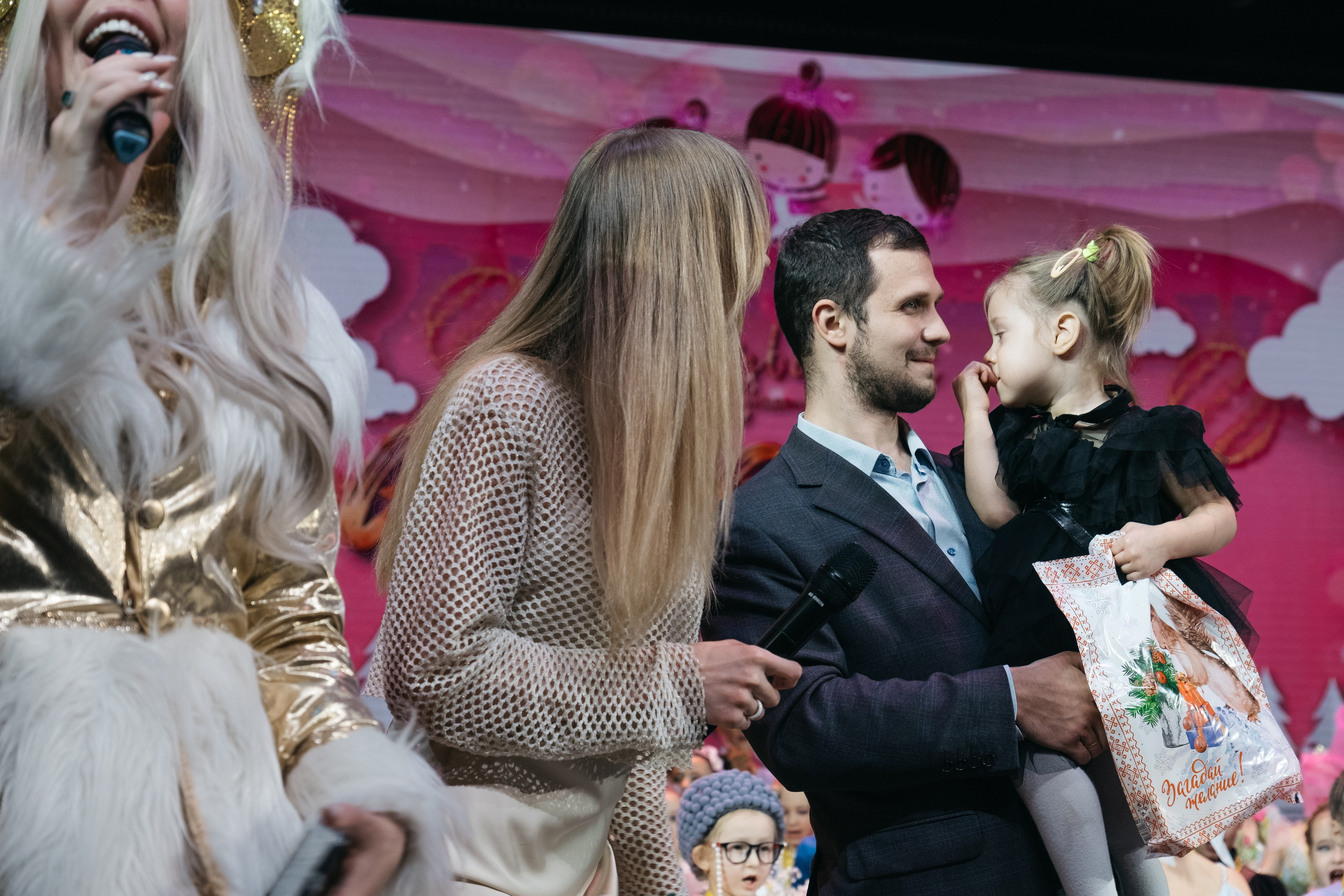 СурГУ 23.12.23. Репортажный и свадебный фотограф в Сургуте