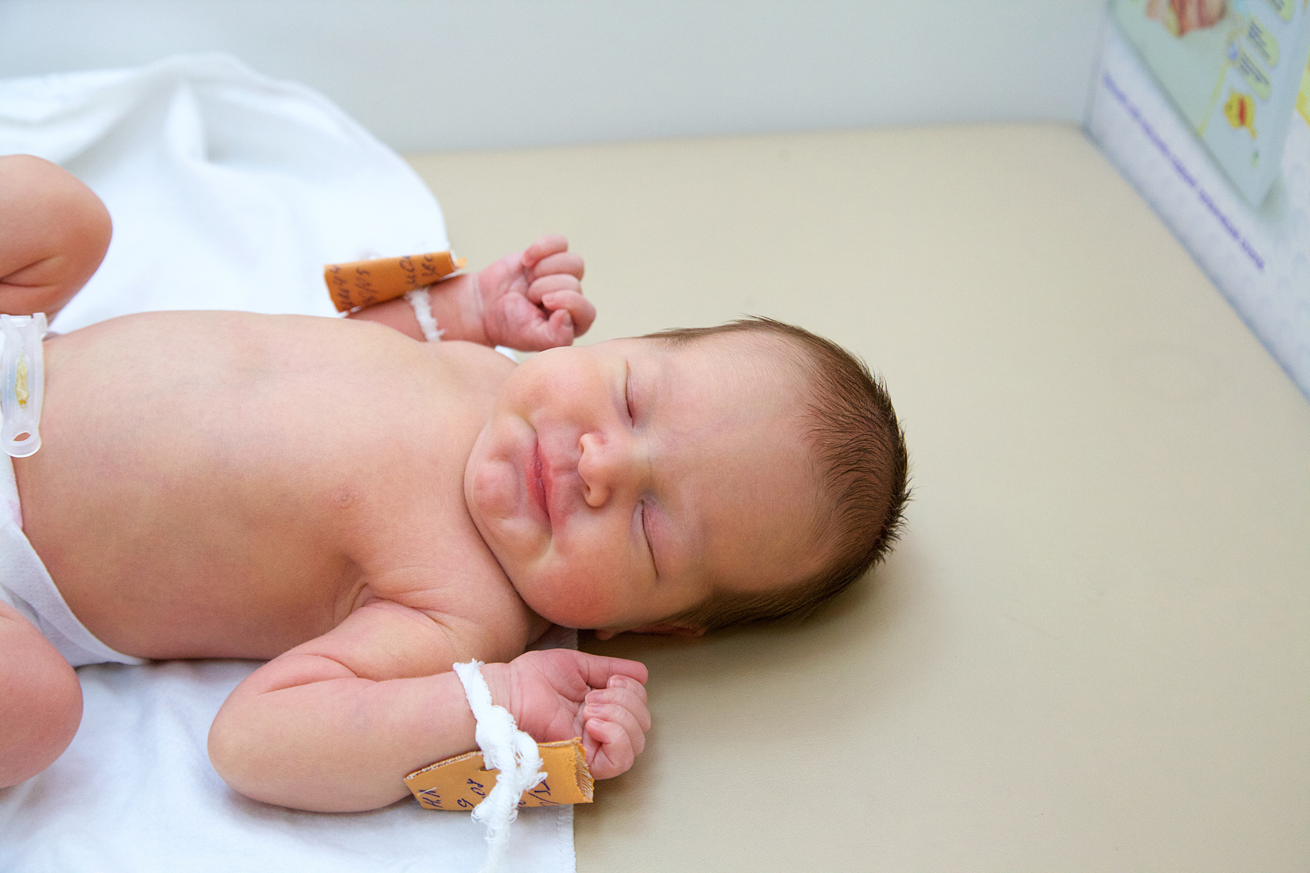 Смотреть Выписка. Детский фотограф новорожденных в Краснодаре Чижова Марина