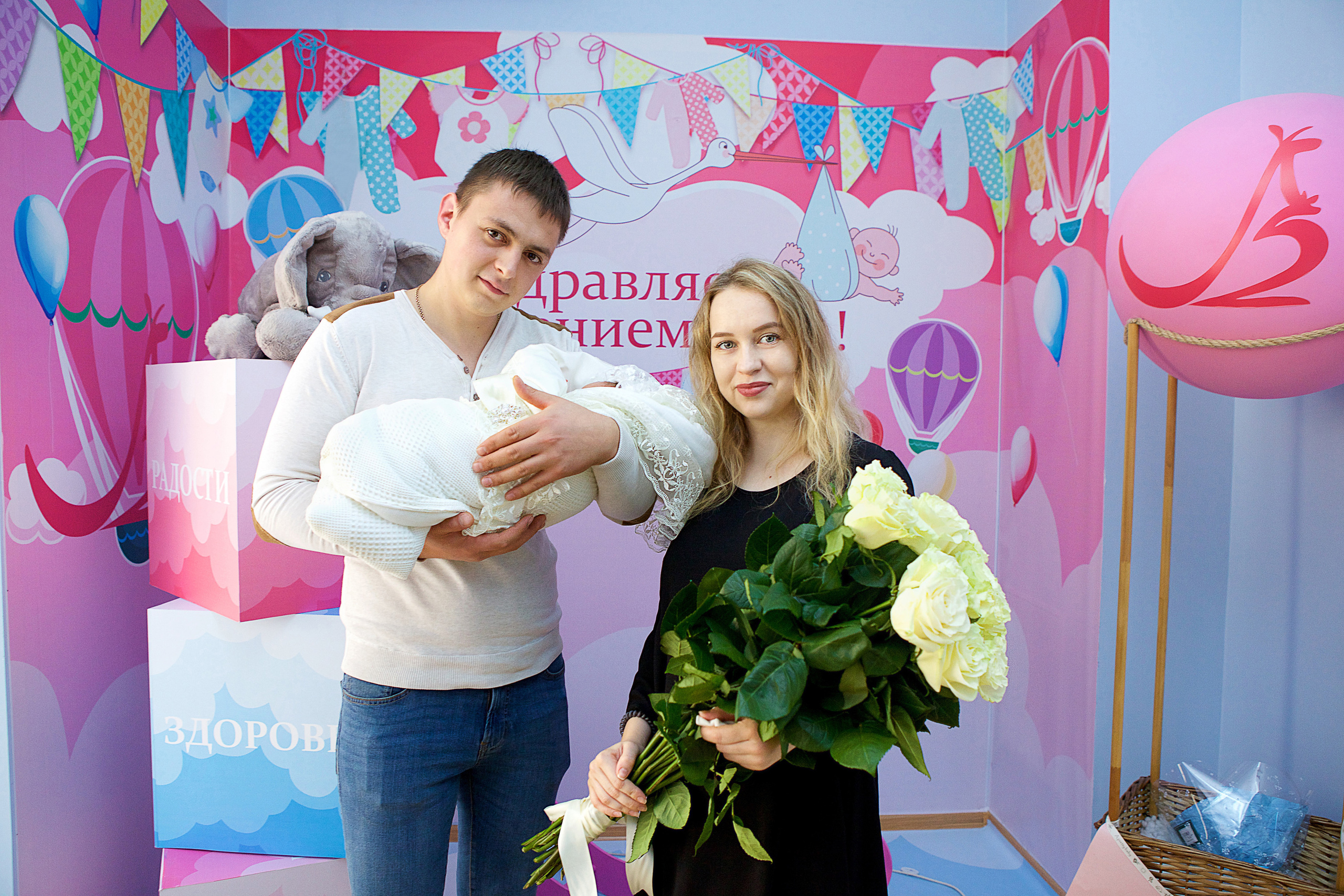 Смотреть Выписка. Детский фотограф новорожденных в Краснодаре Чижова Марина