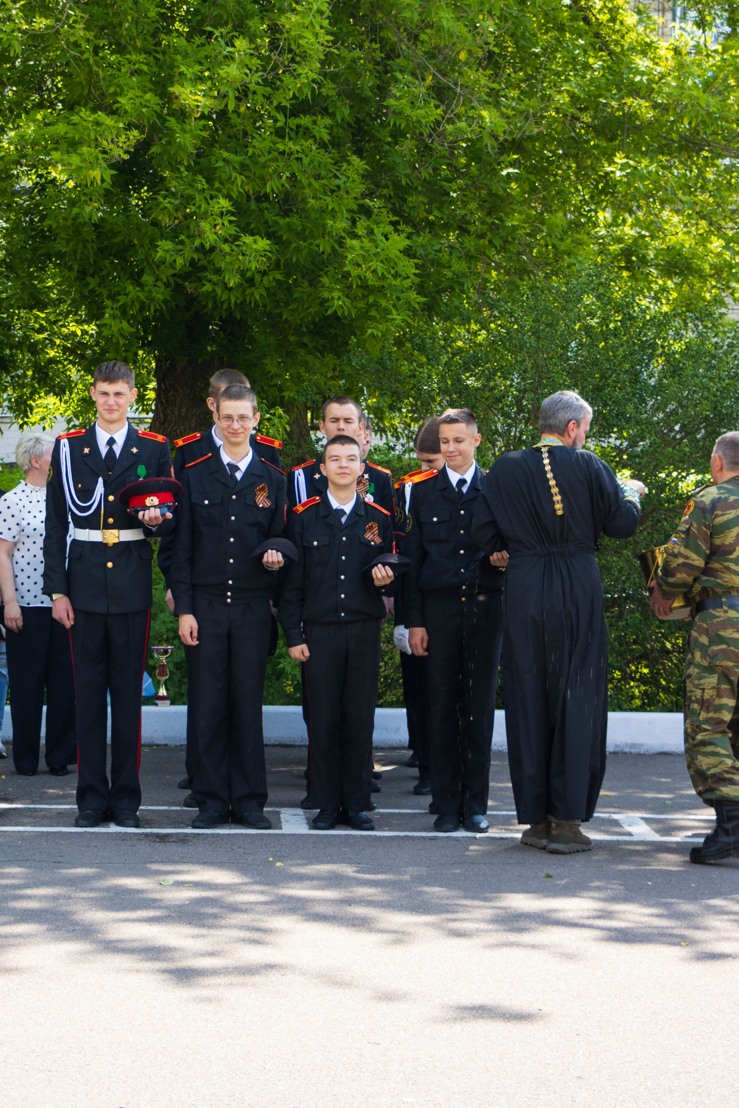 Последний звонок 2025 взвод 8"б». Фотограф Татьяна Матрос